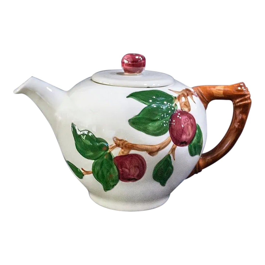 1960s Franciscan Apple Pattern Tea Pot: Vintage Franciscan Apple pattern tea pot made in USA. Excellent condition. Condition: Alterations: Original Condition Unaltered Imperfections: Some Imperfections Condition Notes: excellent 