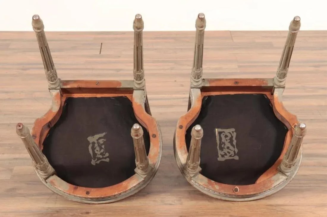 Pair of Early 1900s Gray Painted Pink Upholstered French Louis Philippe Side Chairs - 4