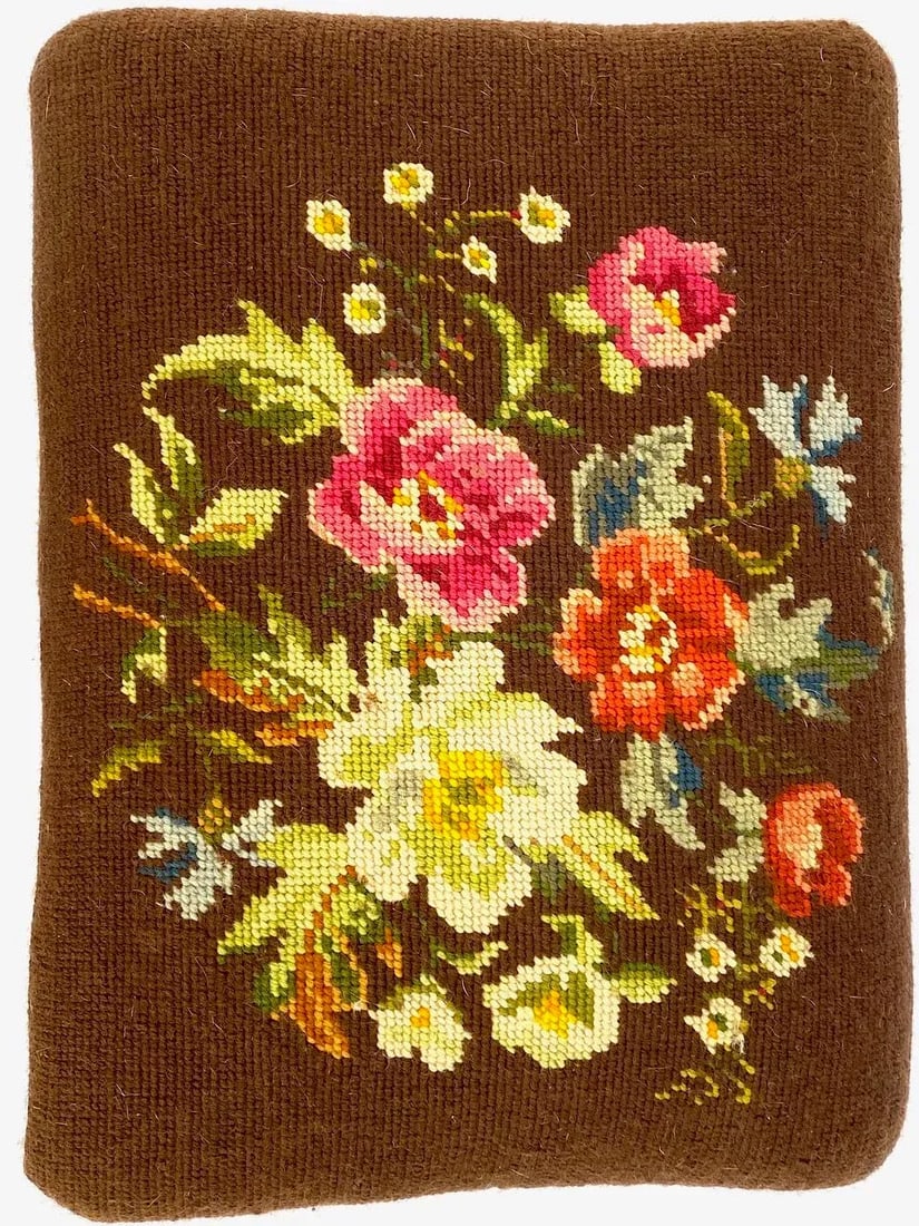 Late 20th Century Antique French Style Hand Stitched Needlepoint and Carved Wooden Foot Stool - 4