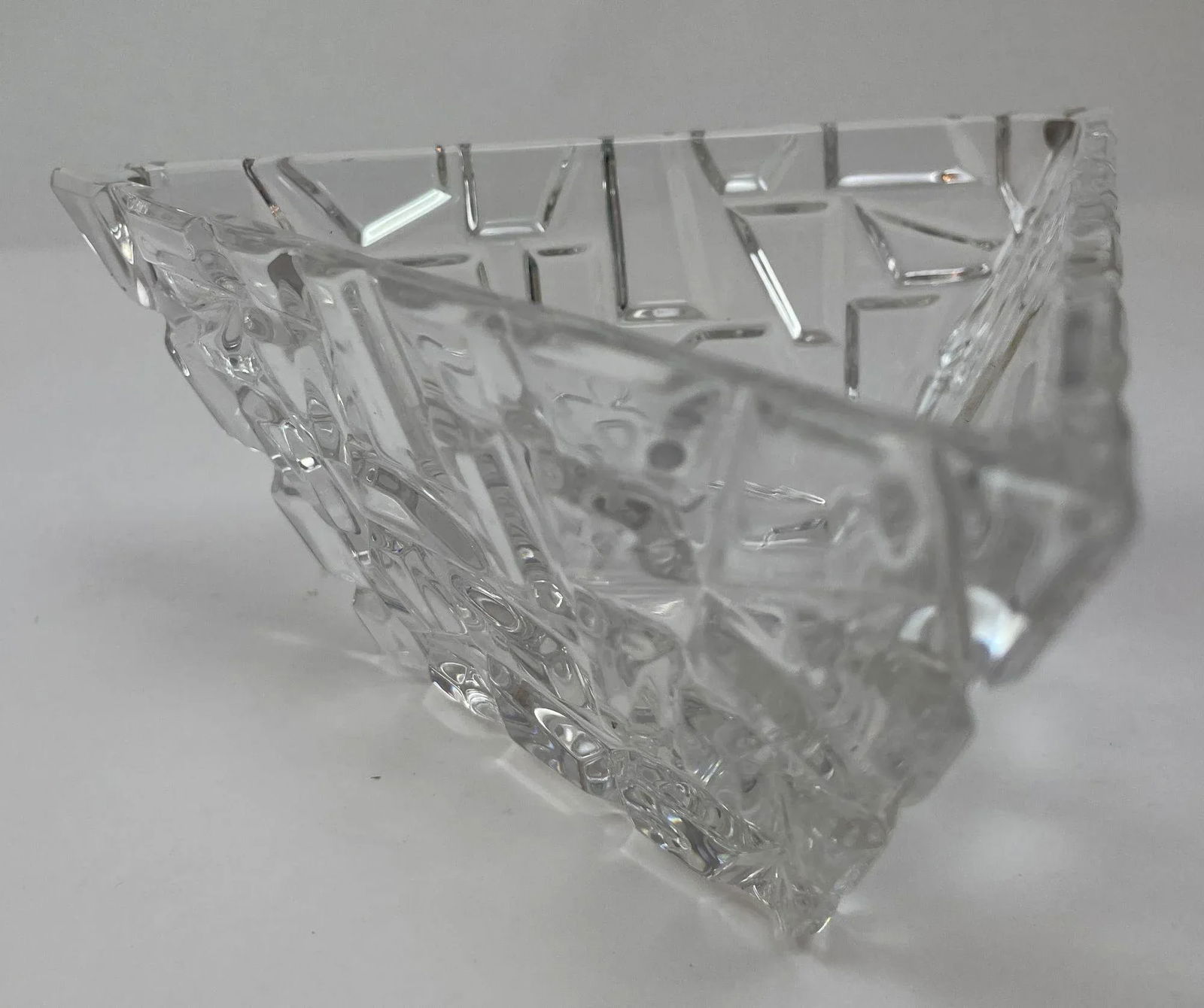 Tiffany Co Sierra Triangular Clear Cut Crystal Bowl Ashtray - 3