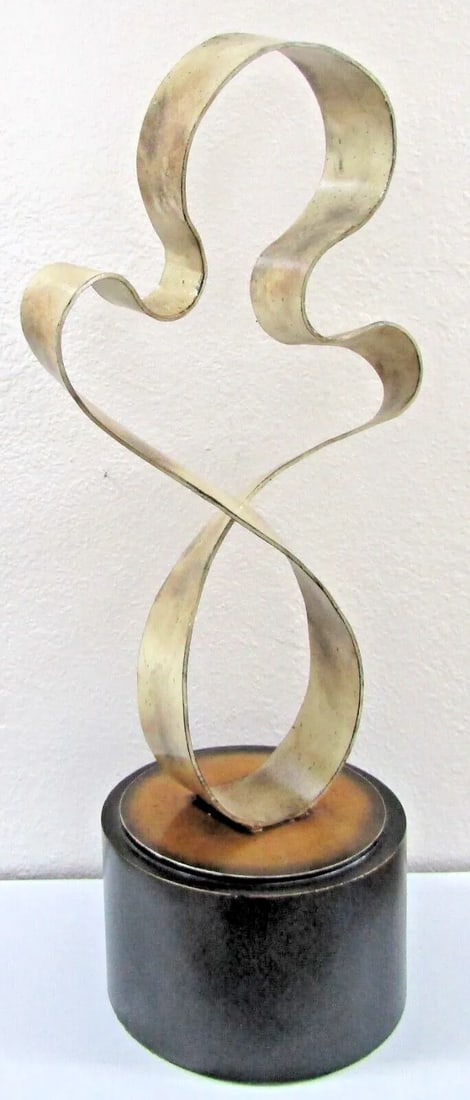 1980s Abstract Steel Ribbon Tabletop Sculpture on Weighted Wood Base - 8