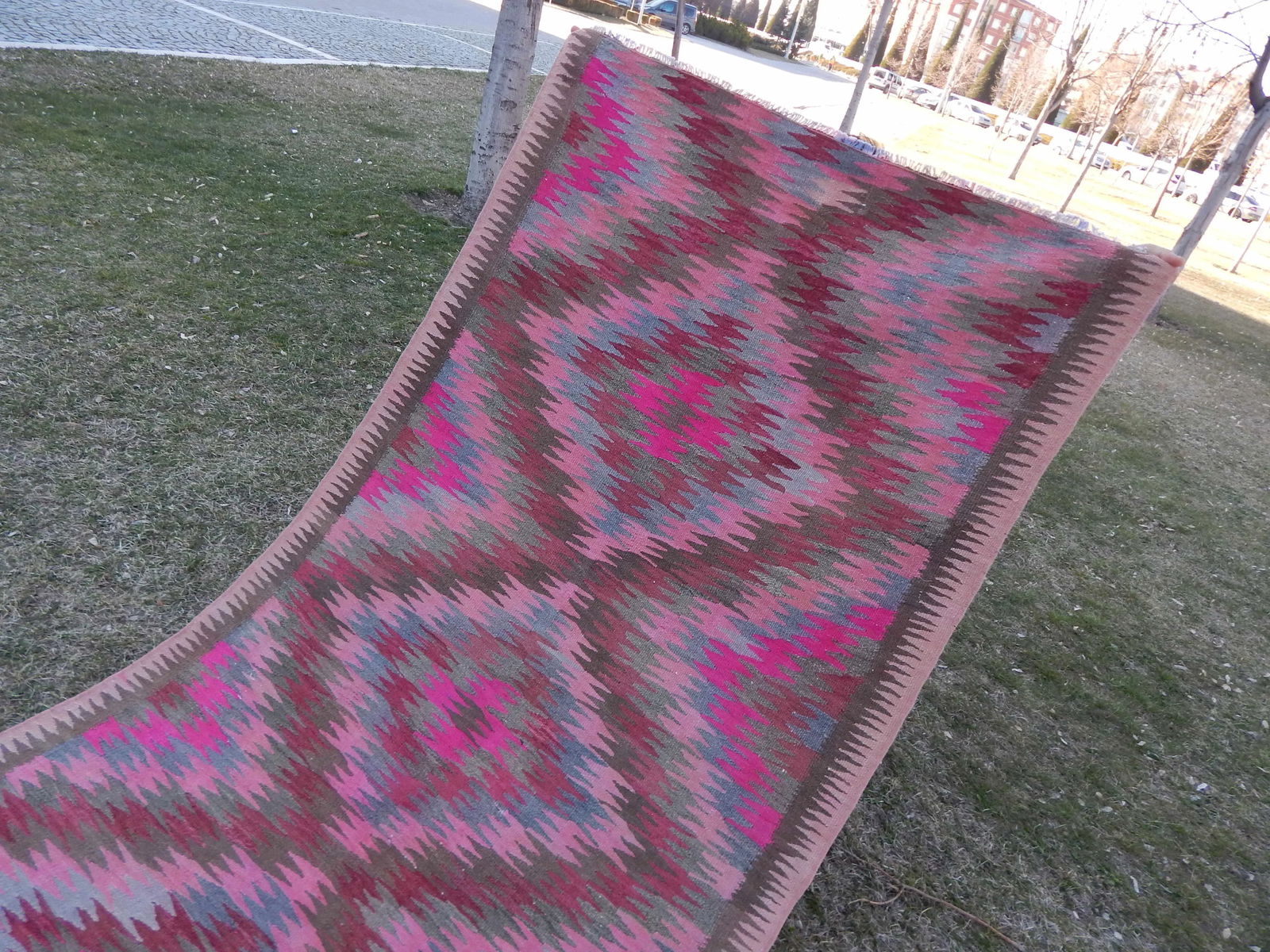 1970s Vintage Caucasian Kilim Runner - 3"²11"³ × 9"²6"³ - 10