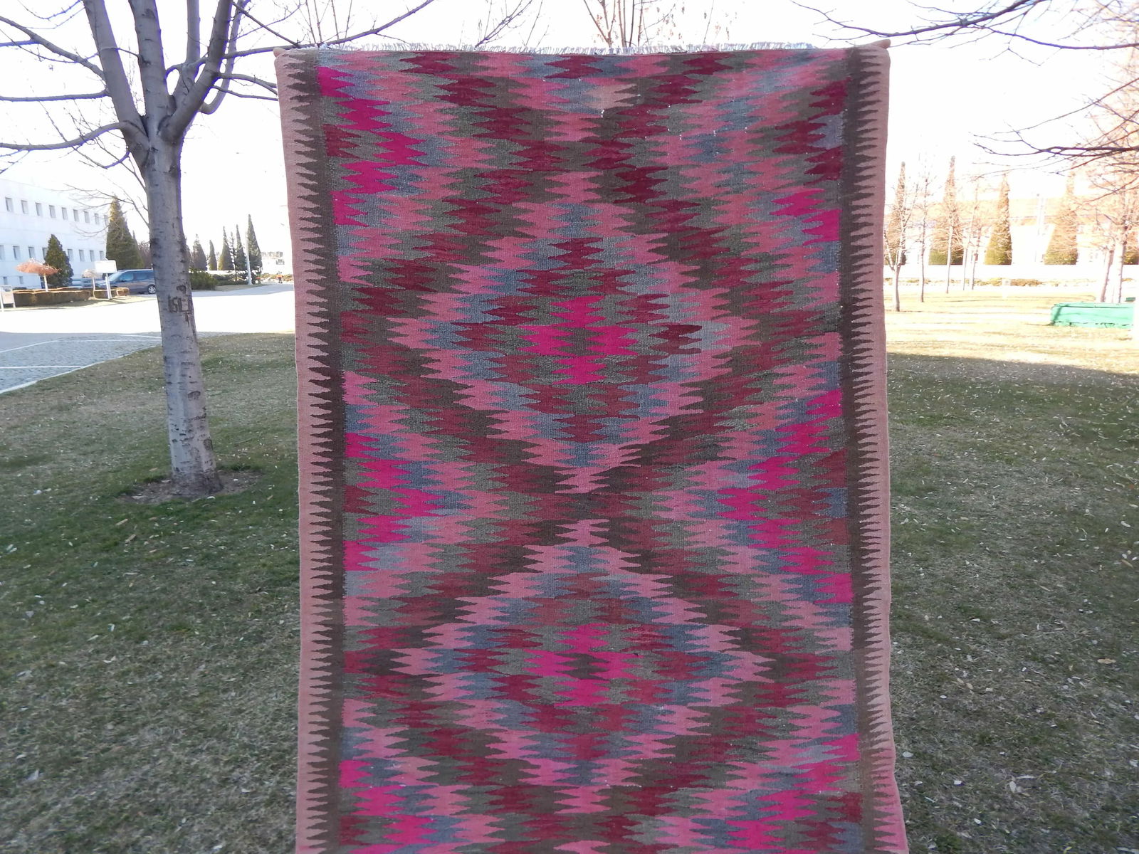 1970s Vintage Caucasian Kilim Runner - 3"²11"³ × 9"²6"³ - 9