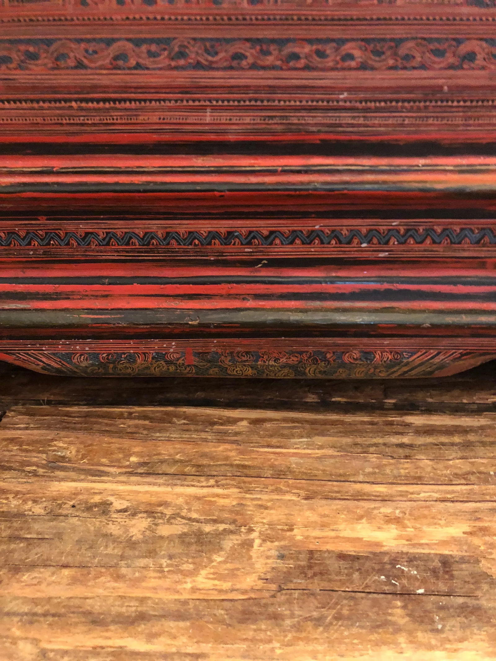 19th Century Chinese Box in Faded Cinnabar - 7