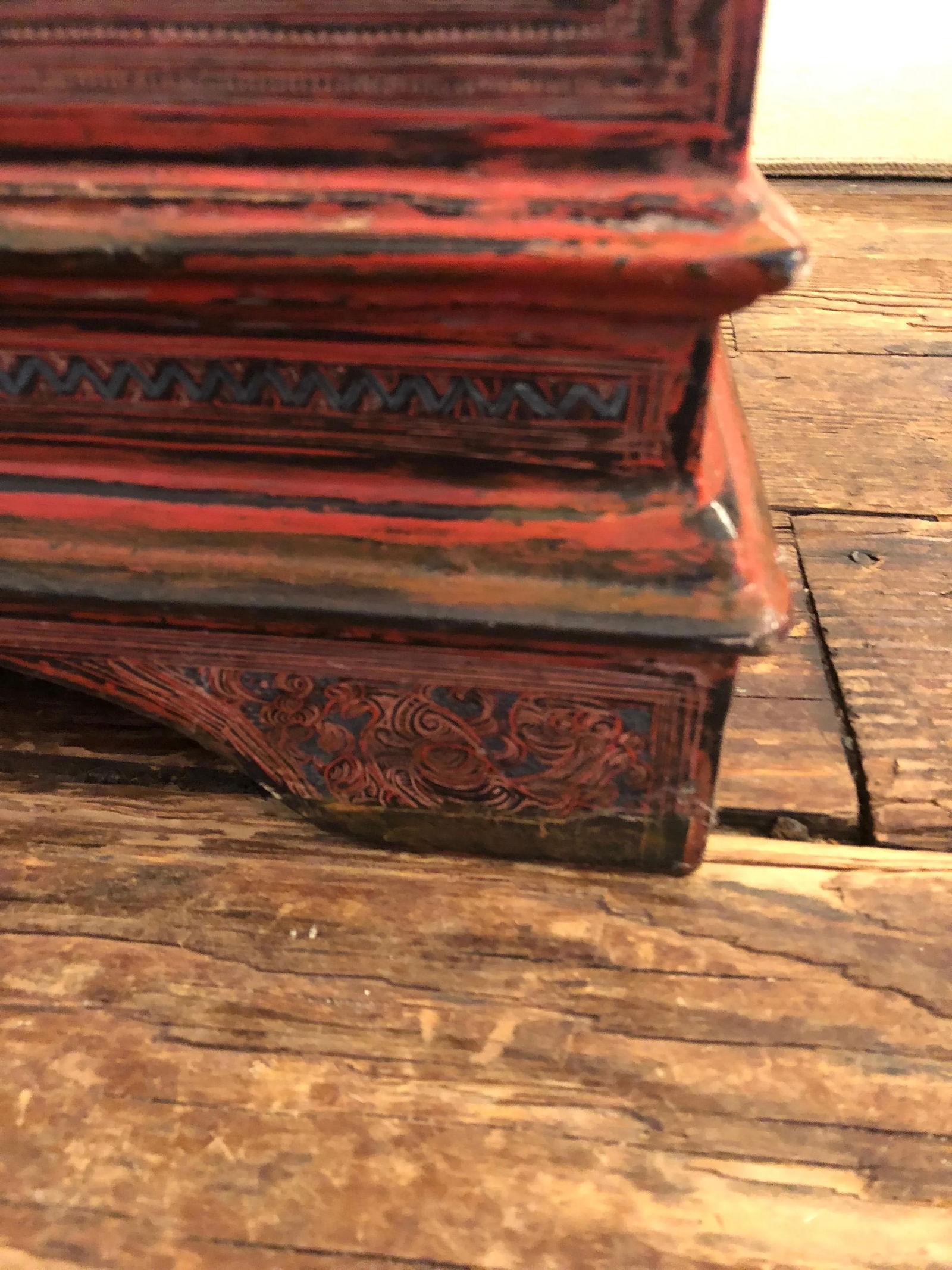 19th Century Chinese Box in Faded Cinnabar - 8