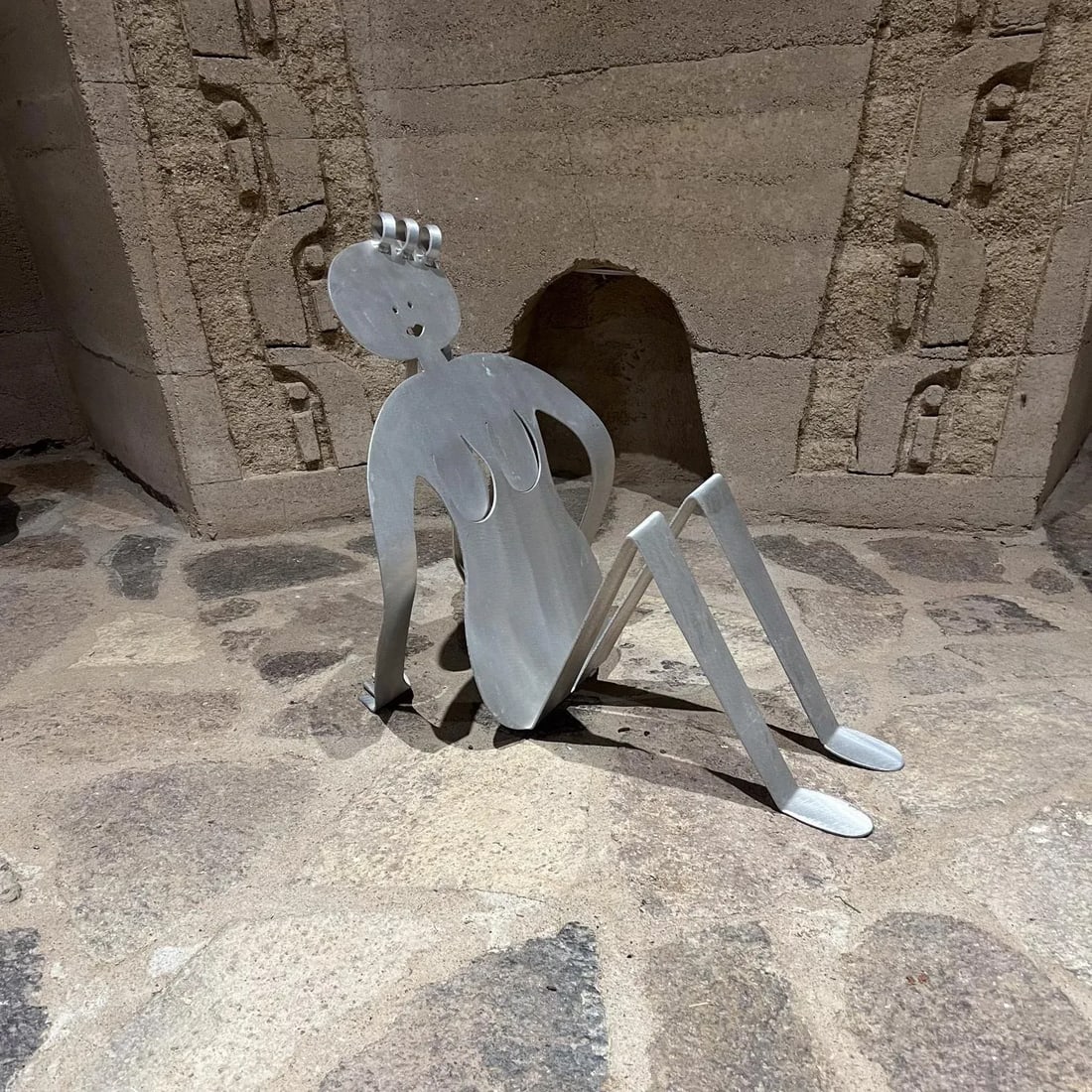 1990s Postmodern Girl Magazine Holder Fred Garbotz Rockledge Design Studio - 3