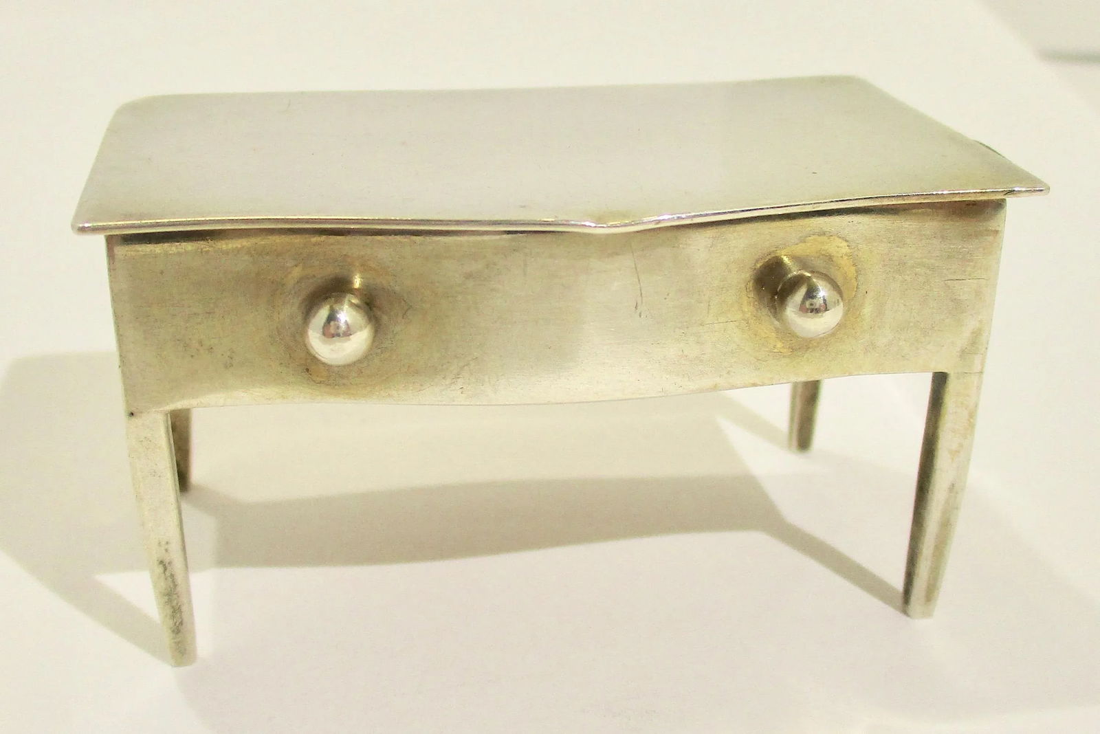 1910s Traditional Sterling Silver Small Table Form Box - 6
