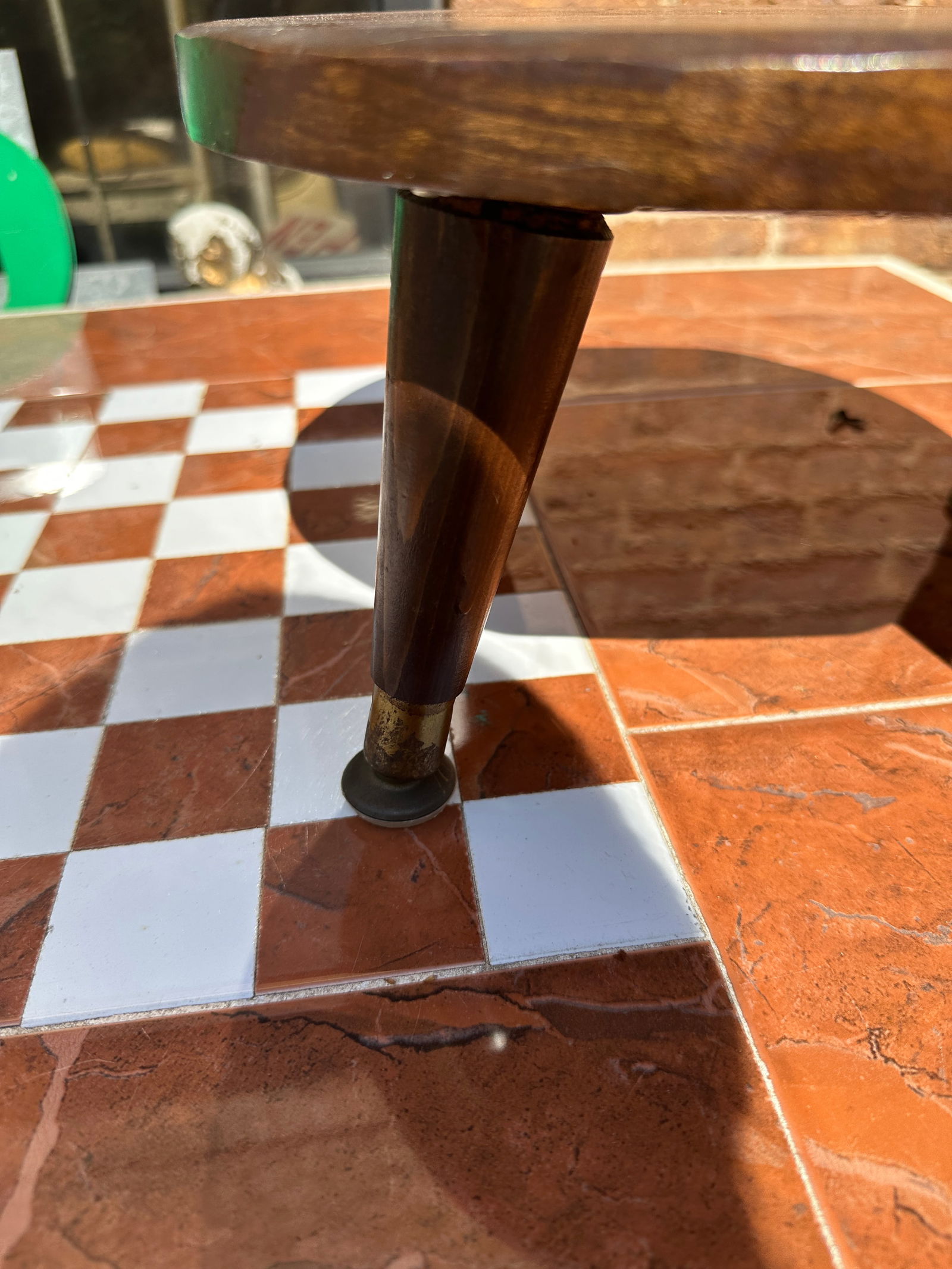 1970s Petite Brown Wooden Stool - 3