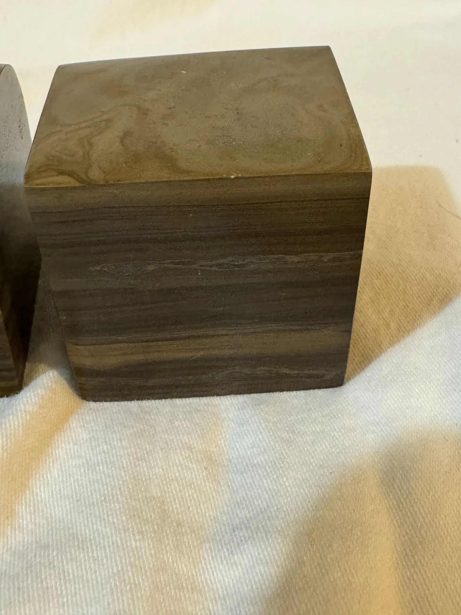 1970s Group of 3 Natural Striated Polished Petrified Wood Objet D 'Art - Set of 3 - 6