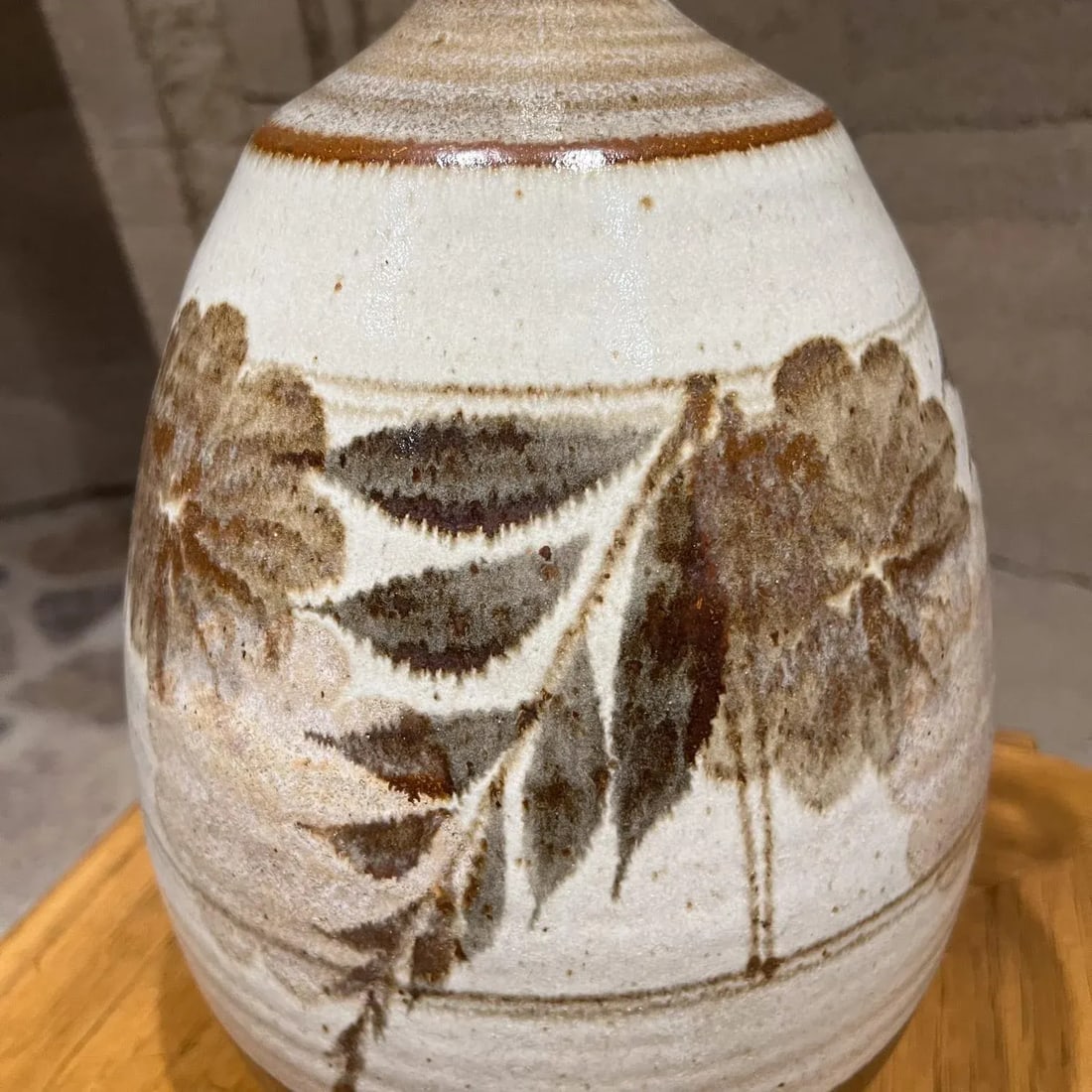 1960s Glazed Stoneware Table Lamp Art Pottery Floral Design - 9