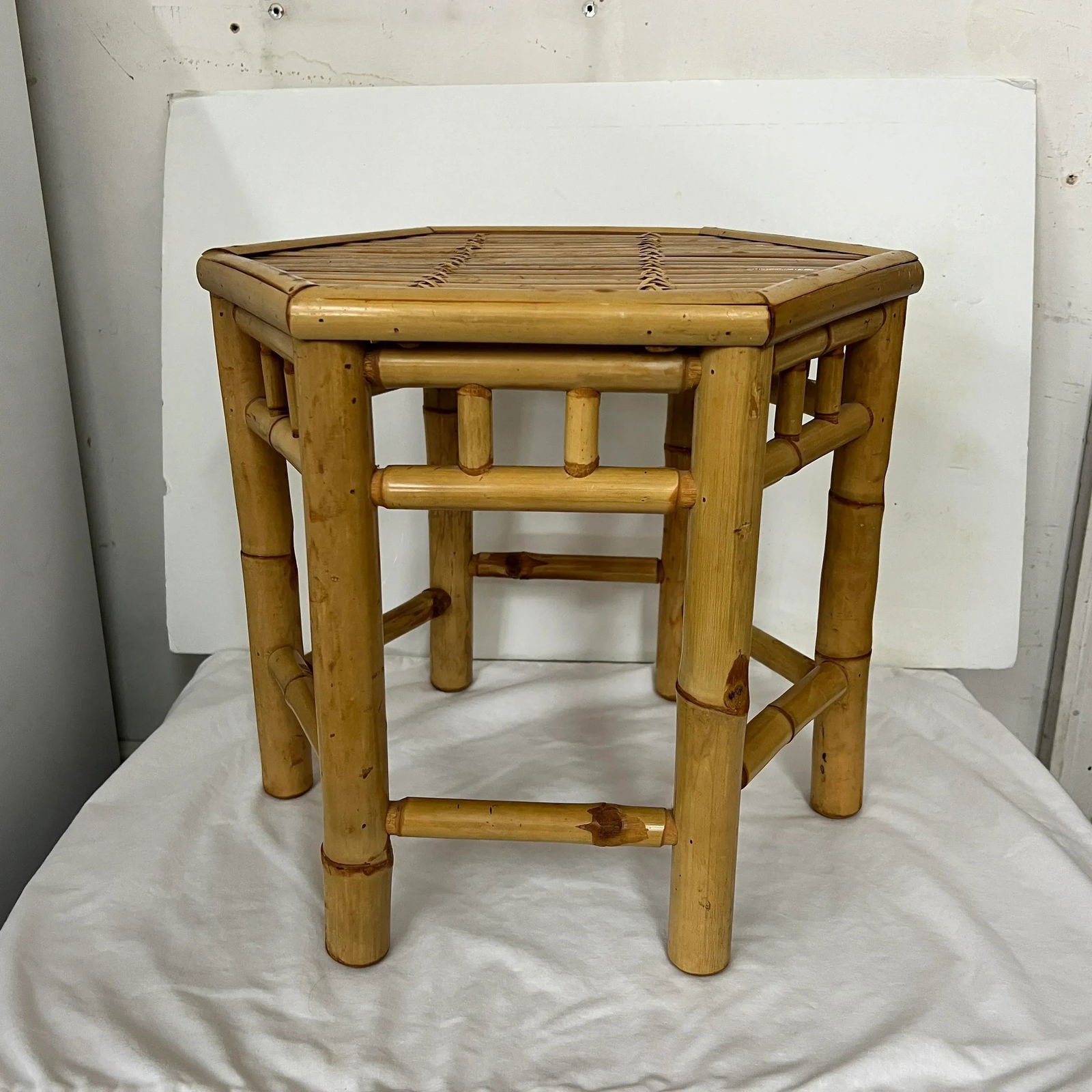 Vintage Old Florida Style Bamboo Drinks Table - 3