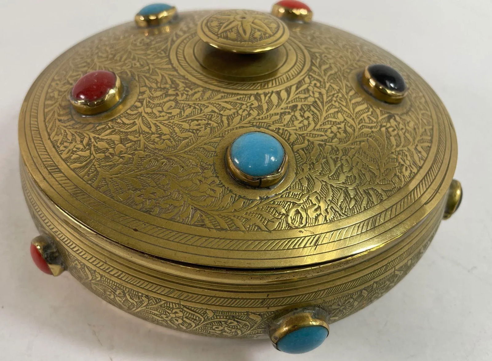 Vintage Moroccan Jewelled Trinket Brass Round Box With Beads - 10