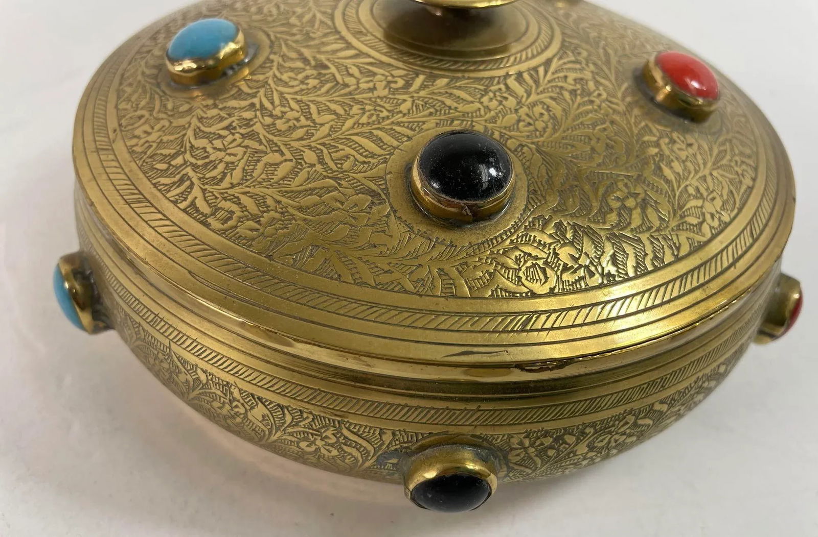 Vintage Moroccan Jewelled Trinket Brass Round Box With Beads - 8