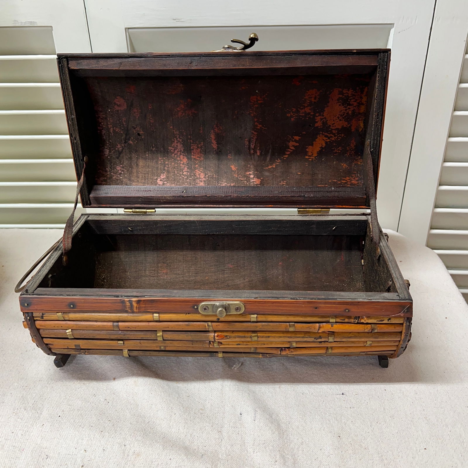 Bamboo Pencil Reed Dome Shaped Box With Brass Crossband Accents - 6