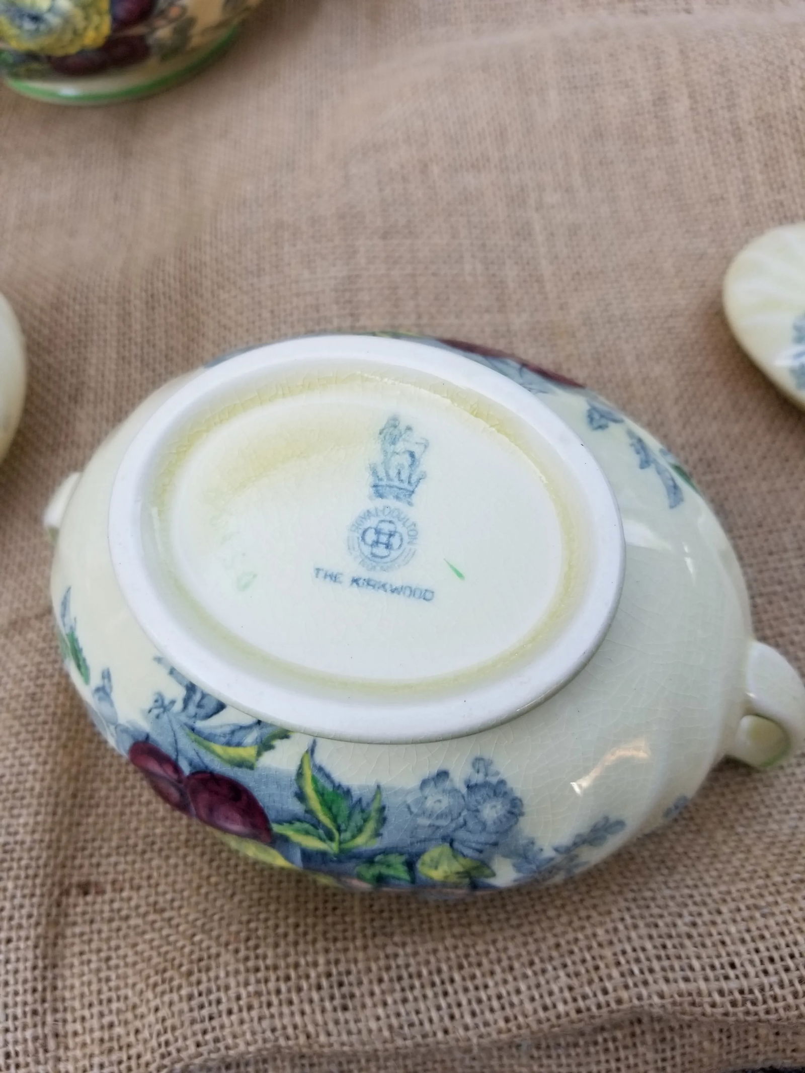 1950s Three Piece Tea Set "Kirkwood Pattern" - 2