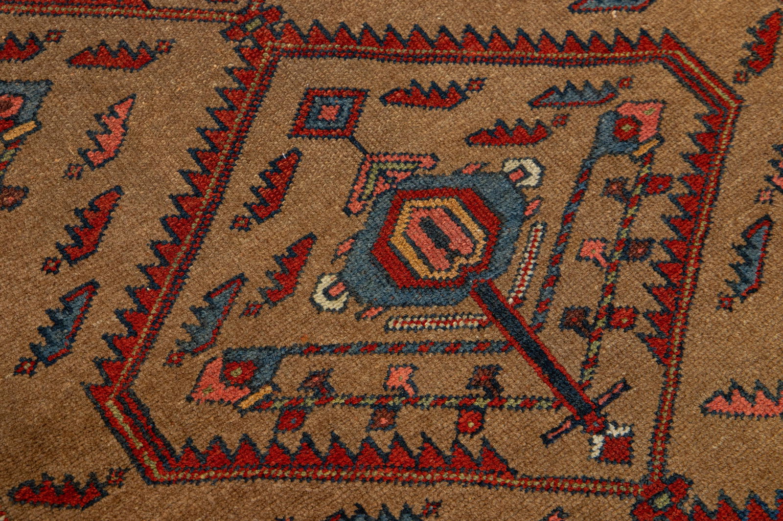 Scatter Vintage Malayer Wool Rug With Tribal Design - 9