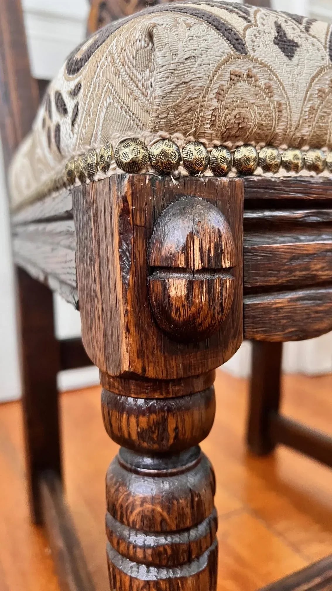 1930s Feudal Oak Chairs by Jamestown Lounge Company - Set of 4 - 10