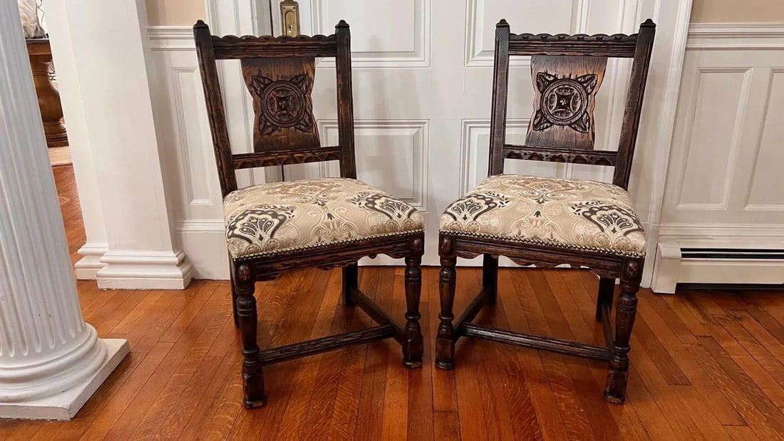 1930s Feudal Oak Chairs by Jamestown Lounge Company - Set of 4 - 2