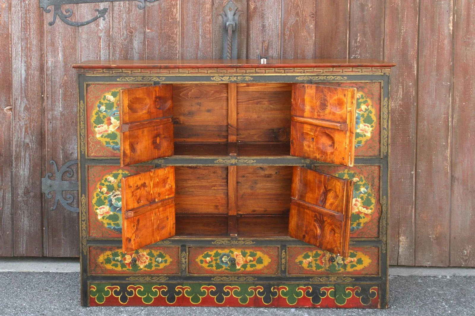 Early 19th Century Tibetan Cabinet - 5