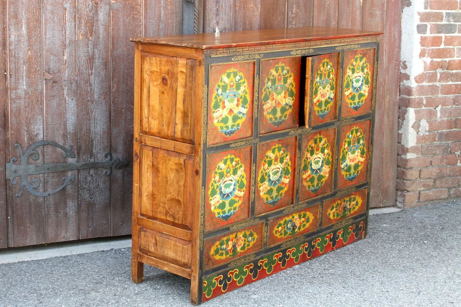 Early 19th Century Tibetan Cabinet - 9