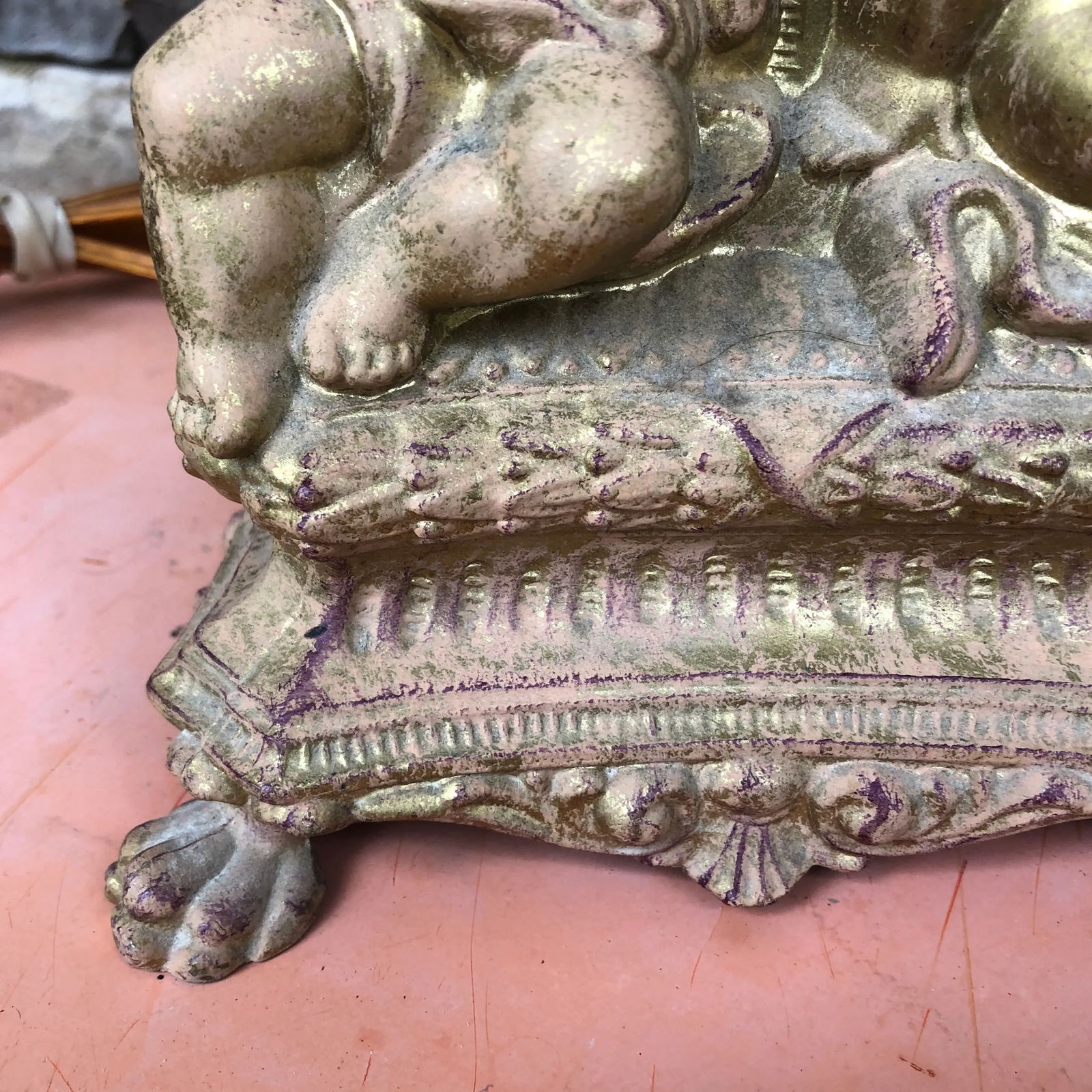 1970s Gilded Cherub Metal Table Lamp - 4