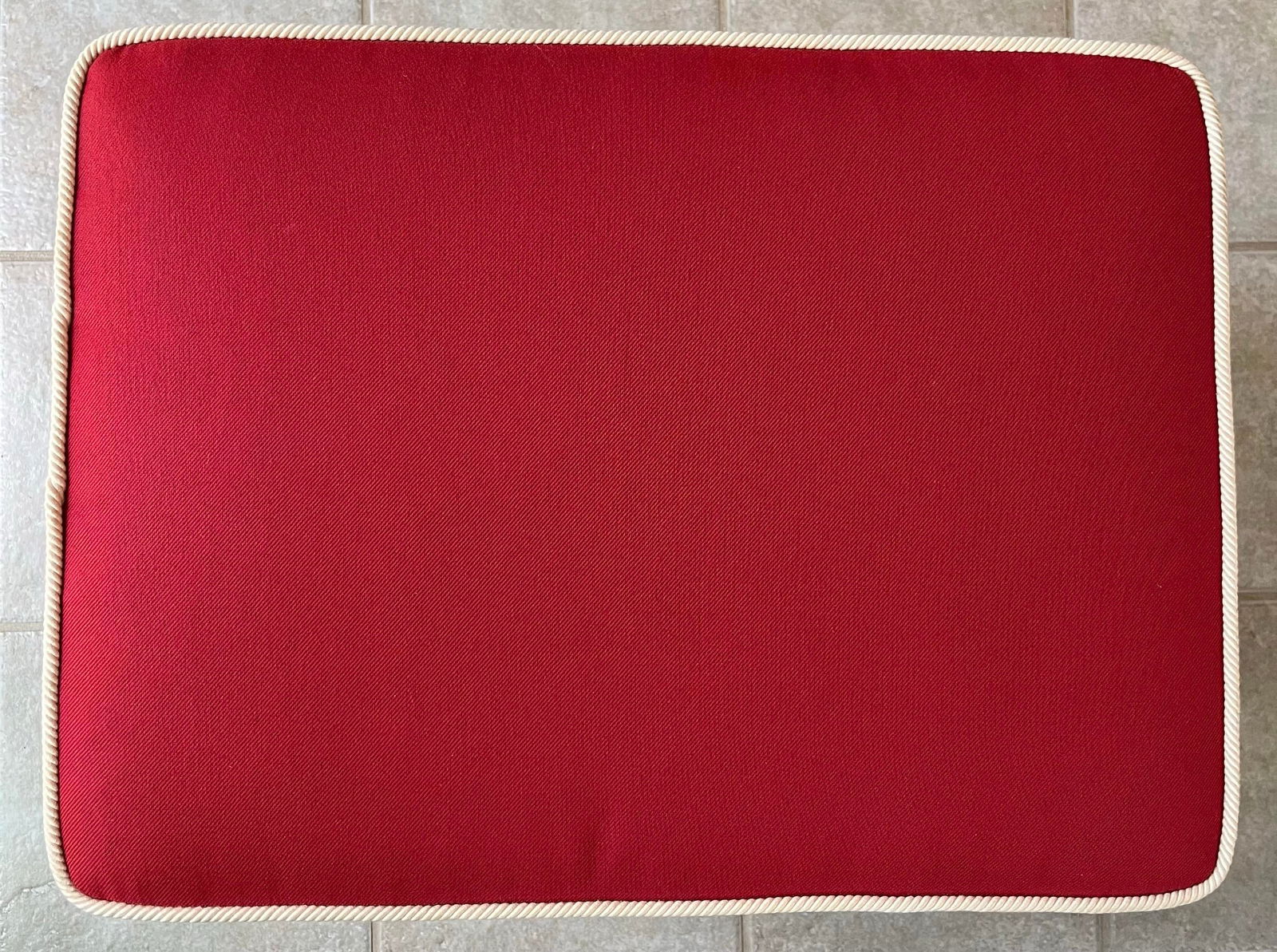1980s Billy Baldwin Style Red X Bench Ottoman With White Rope Trim - 10