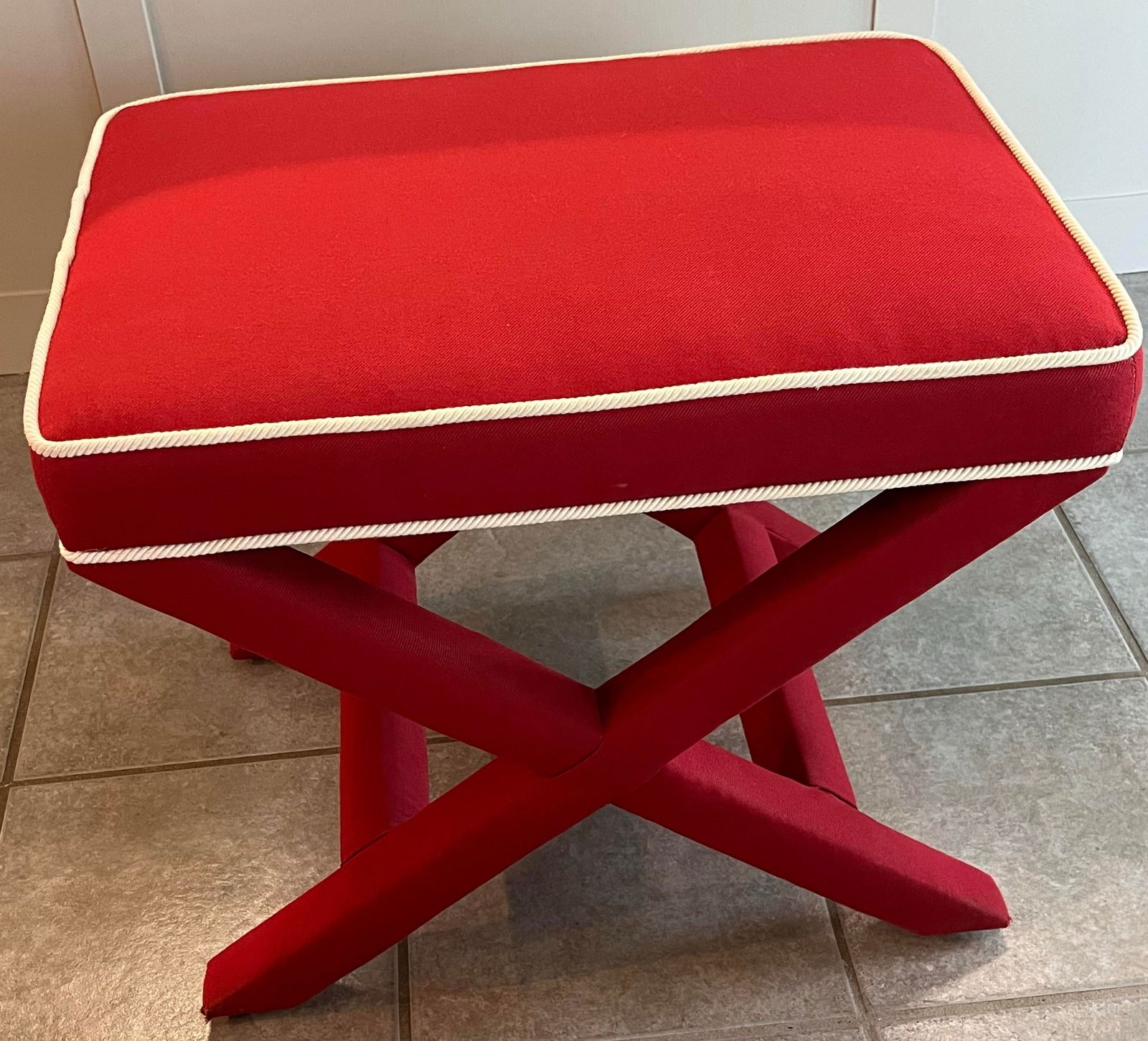 1980s Billy Baldwin Style Red X Bench Ottoman With White Rope Trim - 2
