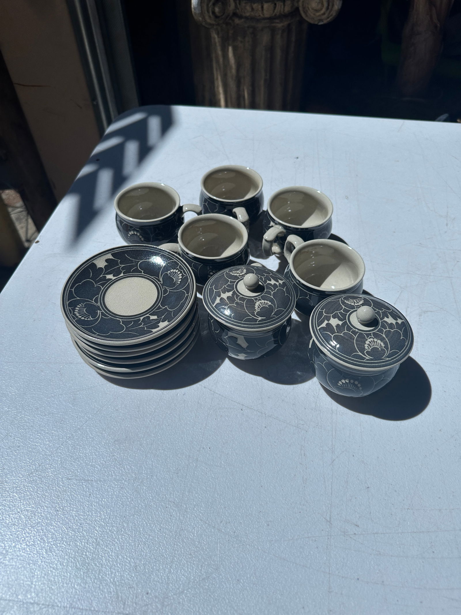 1970s Japanese Pottery Tea Cup and Saucers Set- 17 Pieces - 9