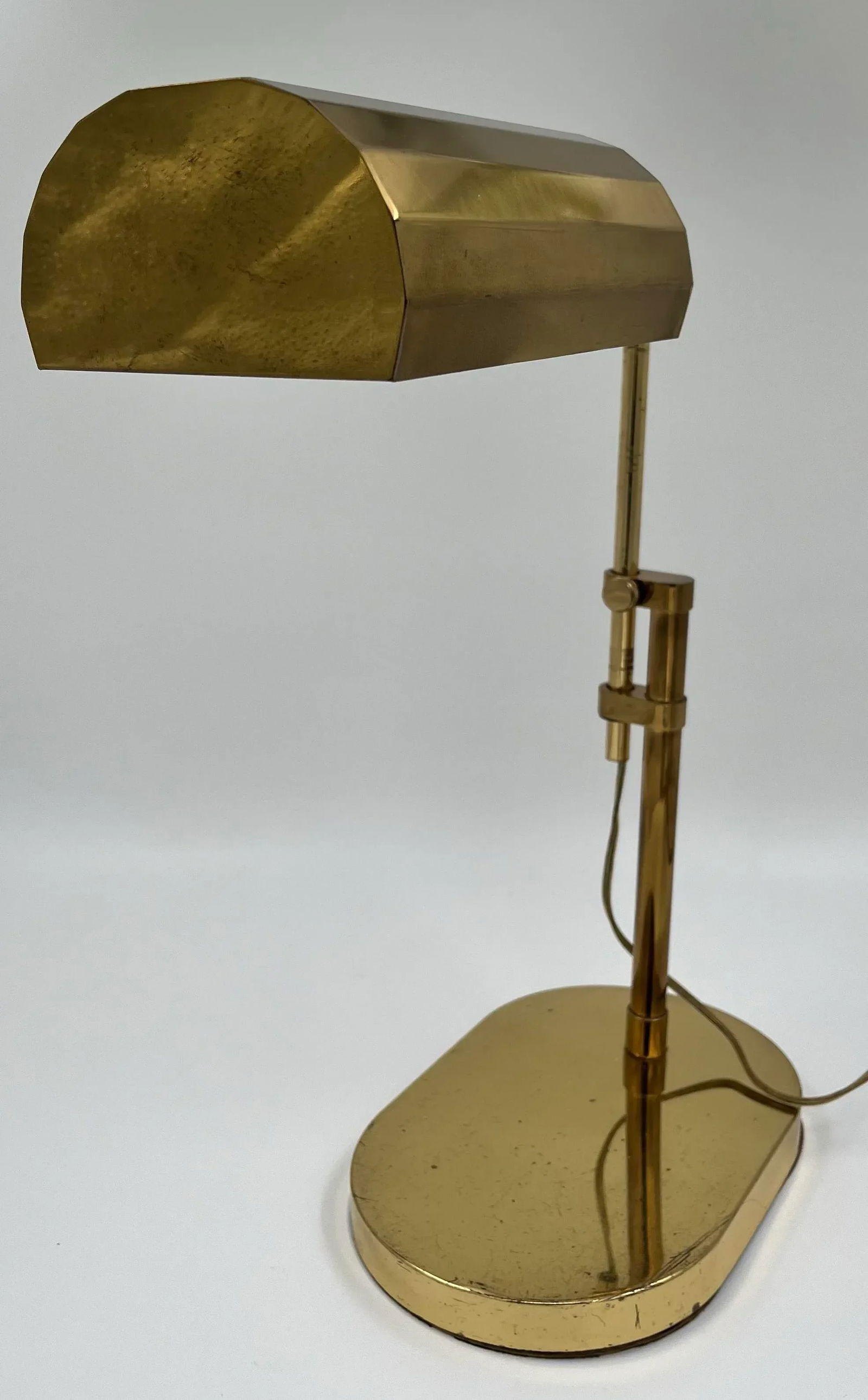1970s Clover Lamp Co. Adjustable Brass Pharmacy Lamp Desk Lamp Styled After Reggiani And Arteluce - 4