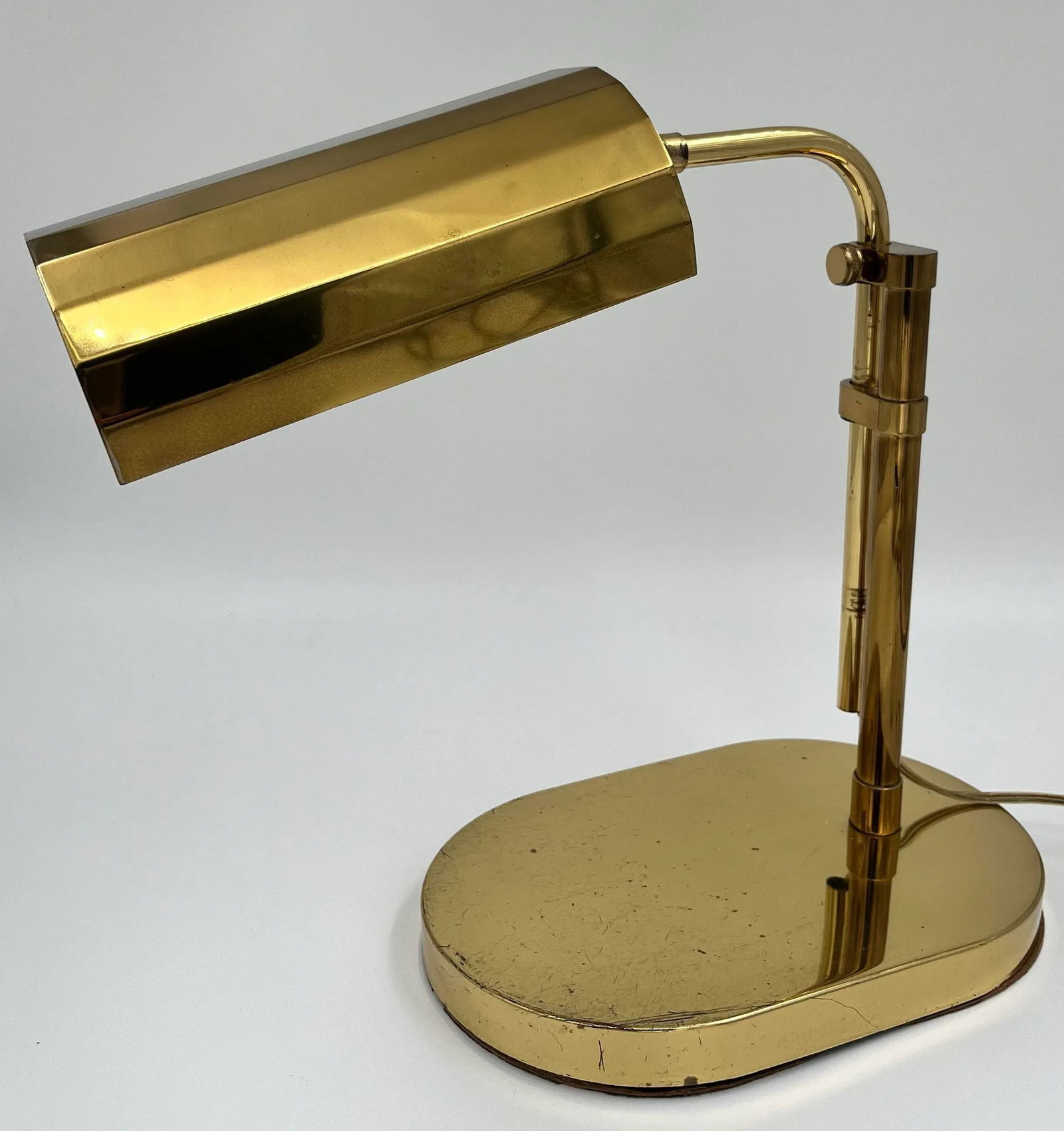 1970s Clover Lamp Co. Adjustable Brass Pharmacy Lamp Desk Lamp Styled After Reggiani And Arteluce - 5