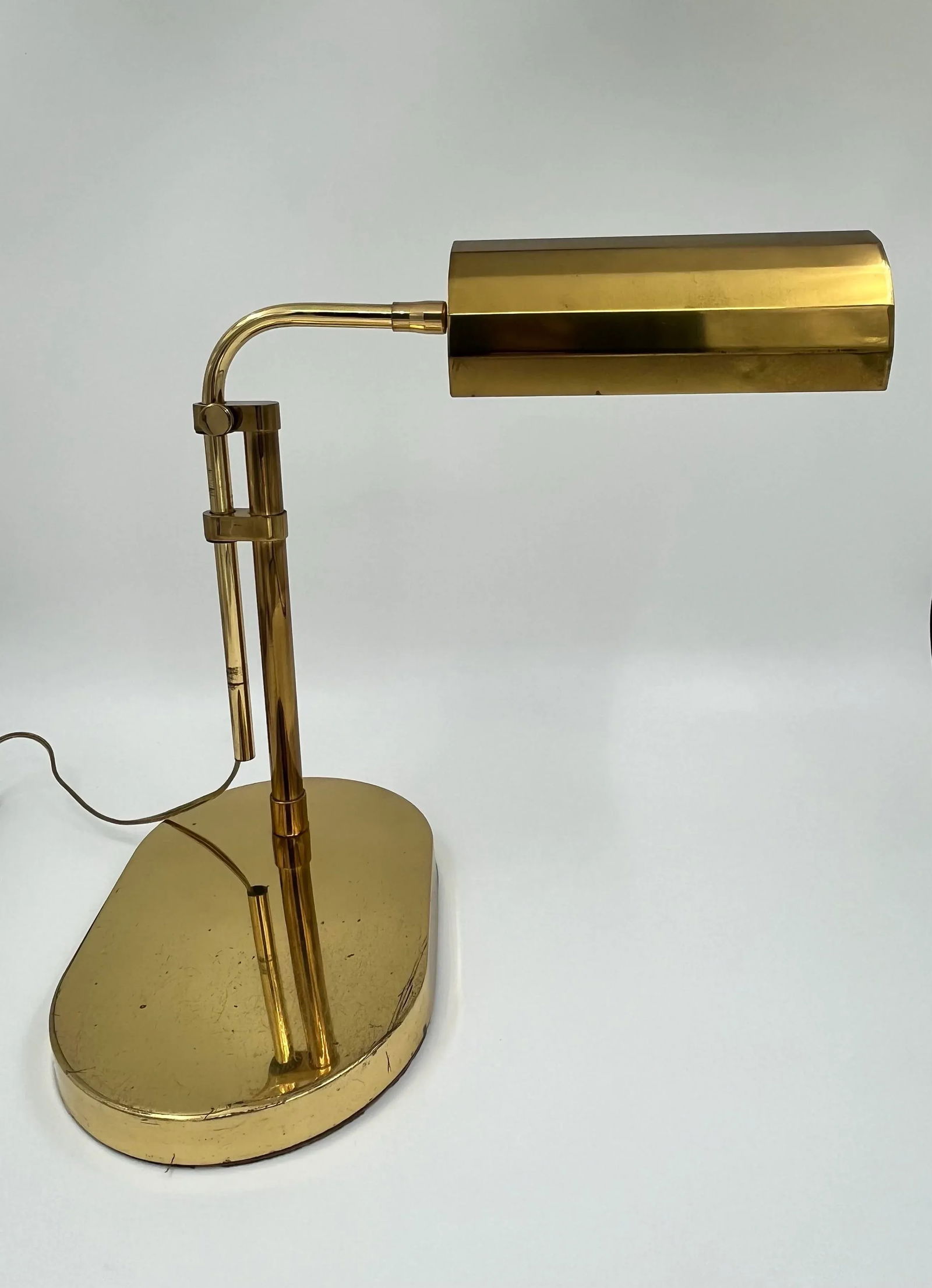 1970s Clover Lamp Co. Adjustable Brass Pharmacy Lamp Desk Lamp Styled After Reggiani And Arteluce - 8