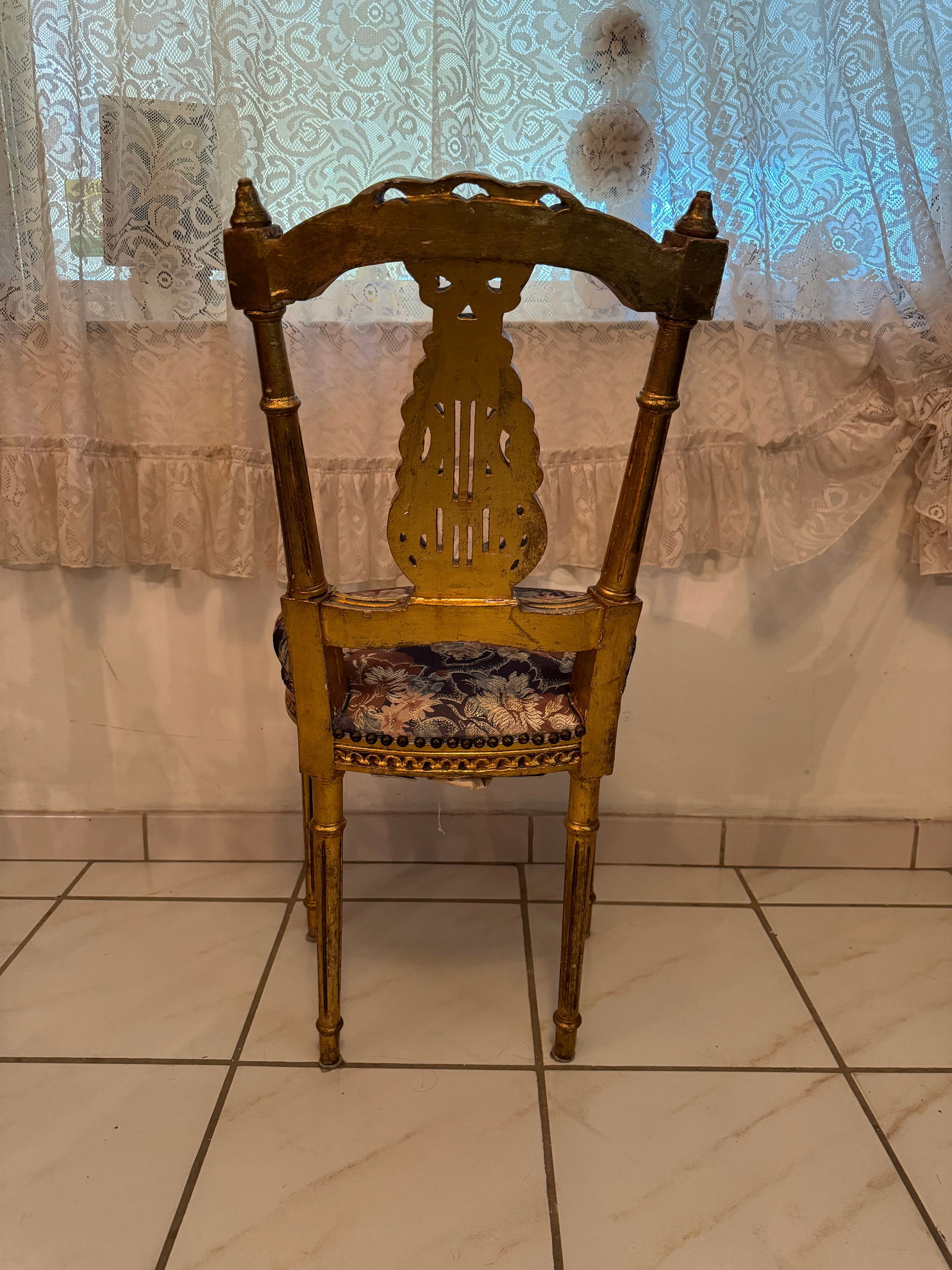Early 20th Century Antique French Louis XIV Gold Leaf Side Accent Harp Small Chair - 4