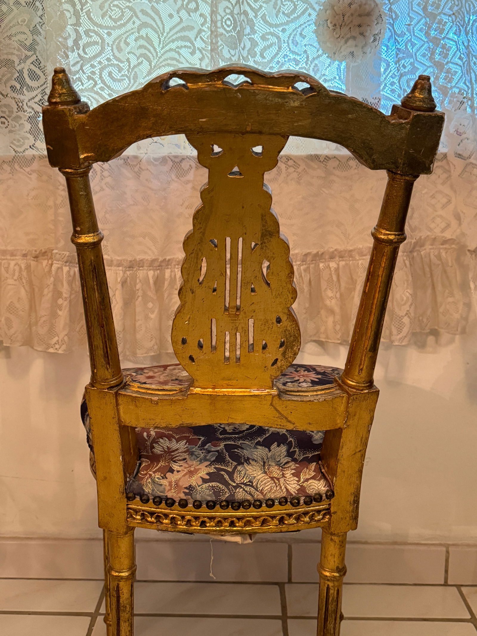 Early 20th Century Antique French Louis XIV Gold Leaf Side Accent Harp Small Chair - 7