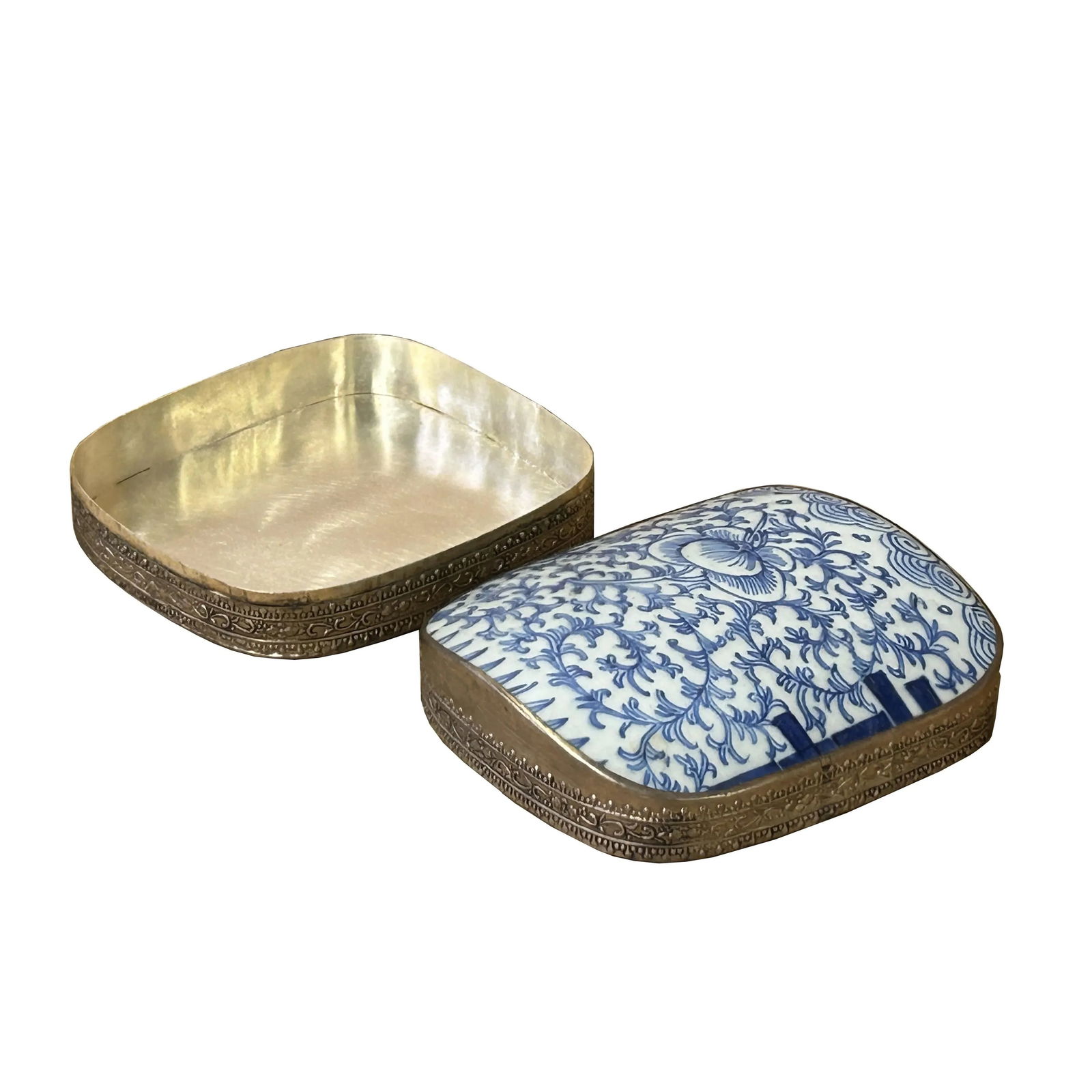 Chinese Old White Base Blue Scroll Leaf Graphic Porcelain Art Pewter Box - 5