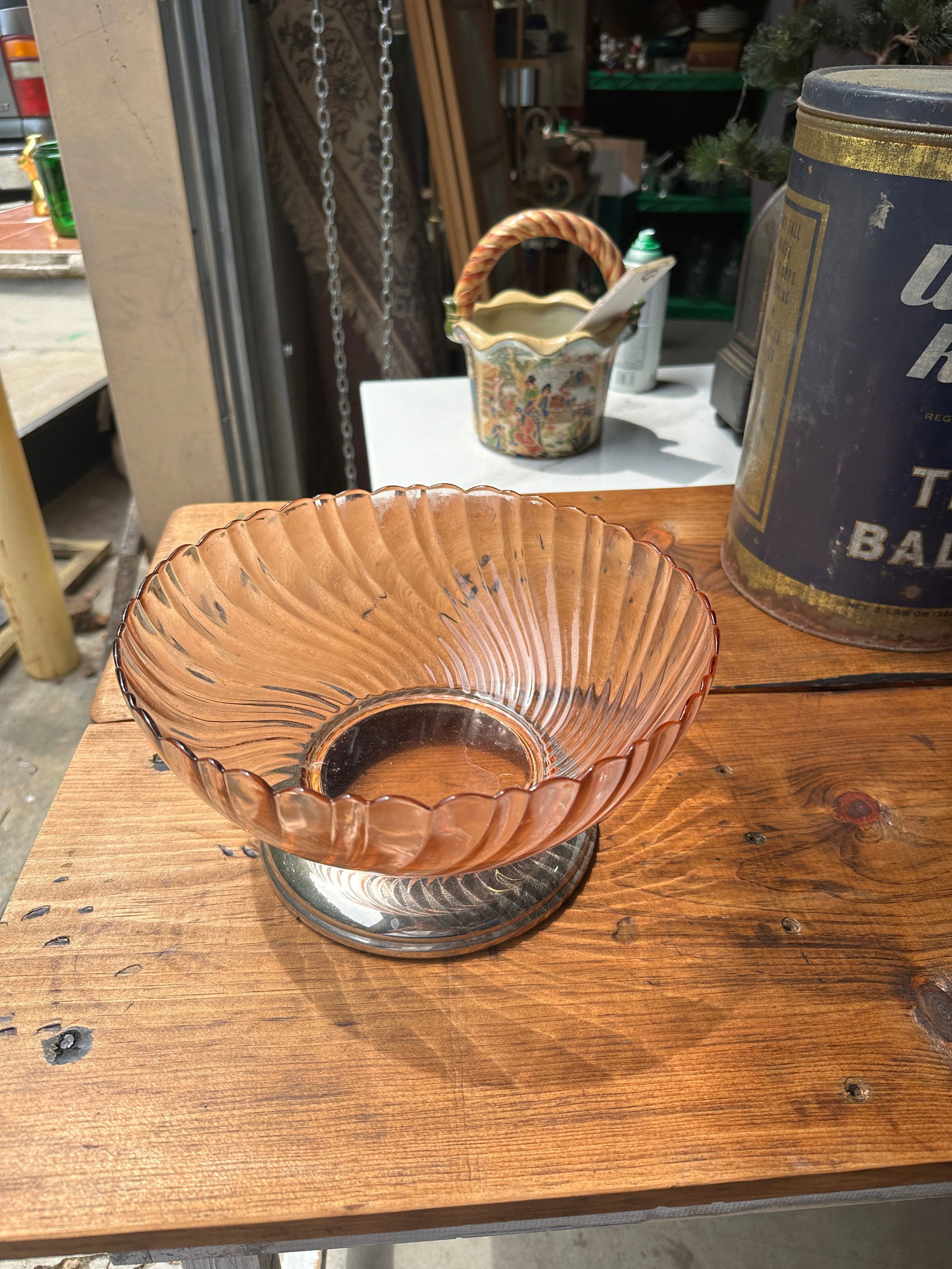 1970s Pink Glass Punch Bowl With Silver Stand - 10