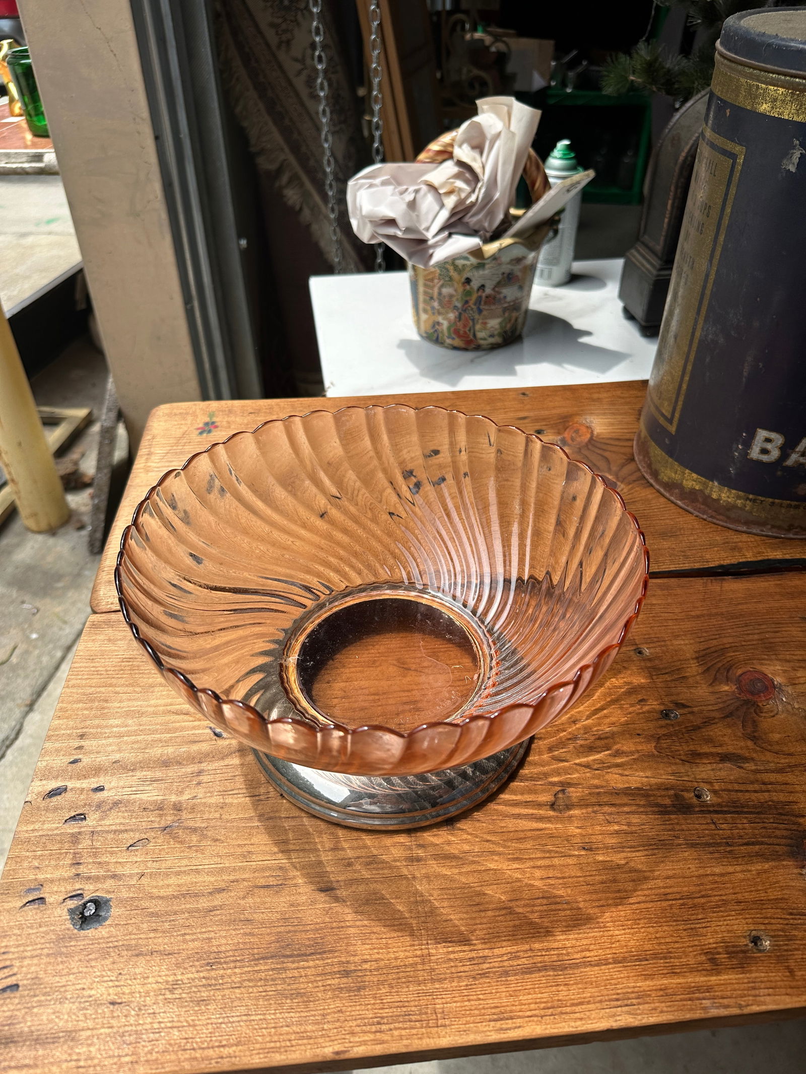 1970s Pink Glass Punch Bowl With Silver Stand - 9
