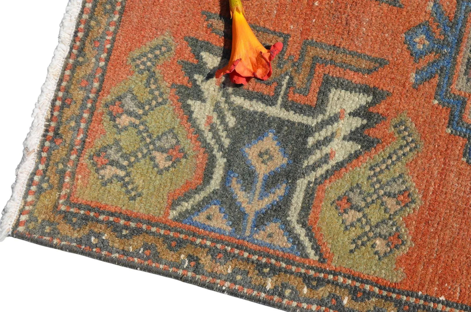 Distressed Low Pile Turkish Yastik Petite Rug Hand Knotted Faded Mat - 20'' X 39'' - 10