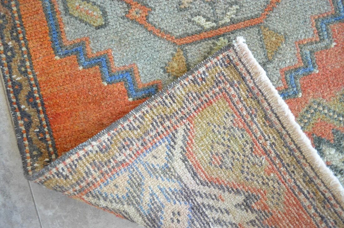 Distressed Low Pile Turkish Yastik Petite Rug Hand Knotted Faded Mat - 20'' X 39'' - 9