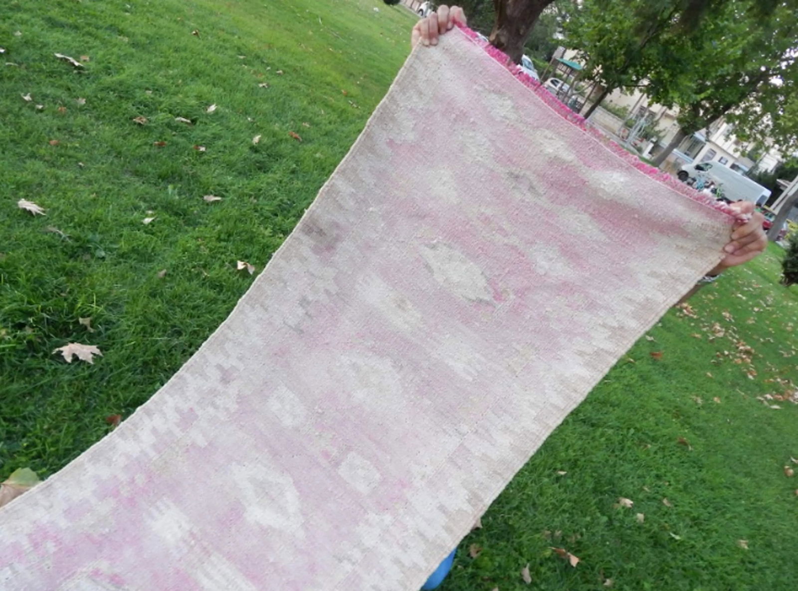 Distressed Vintage Turkish Kilim Runner 2"²6"³ × 10"²4"³ - 10