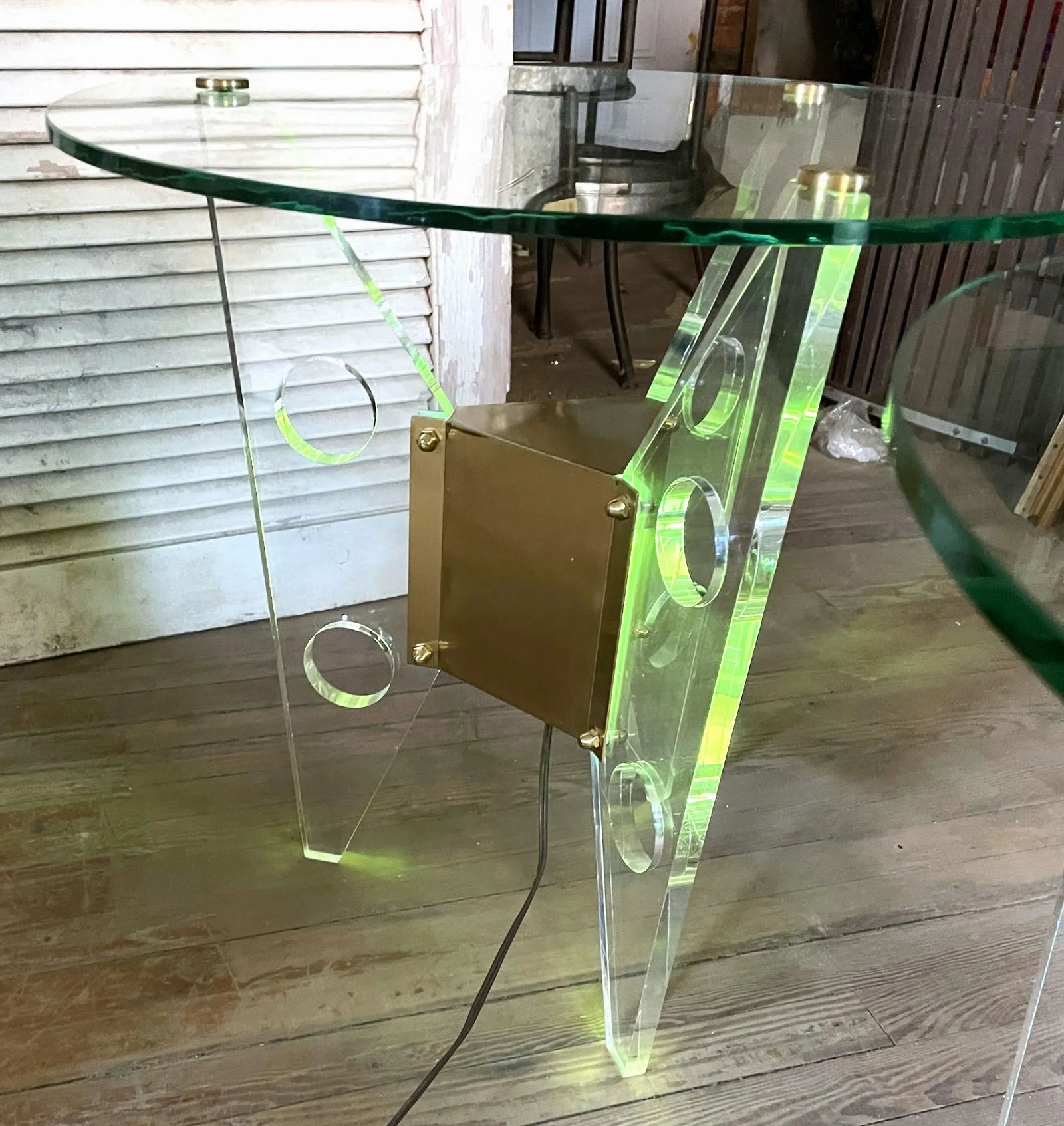 Mid 20th Century Dorothy Thorpe Illuminated Pair Side/End Tables Lucite Base Round Glass Top - 5