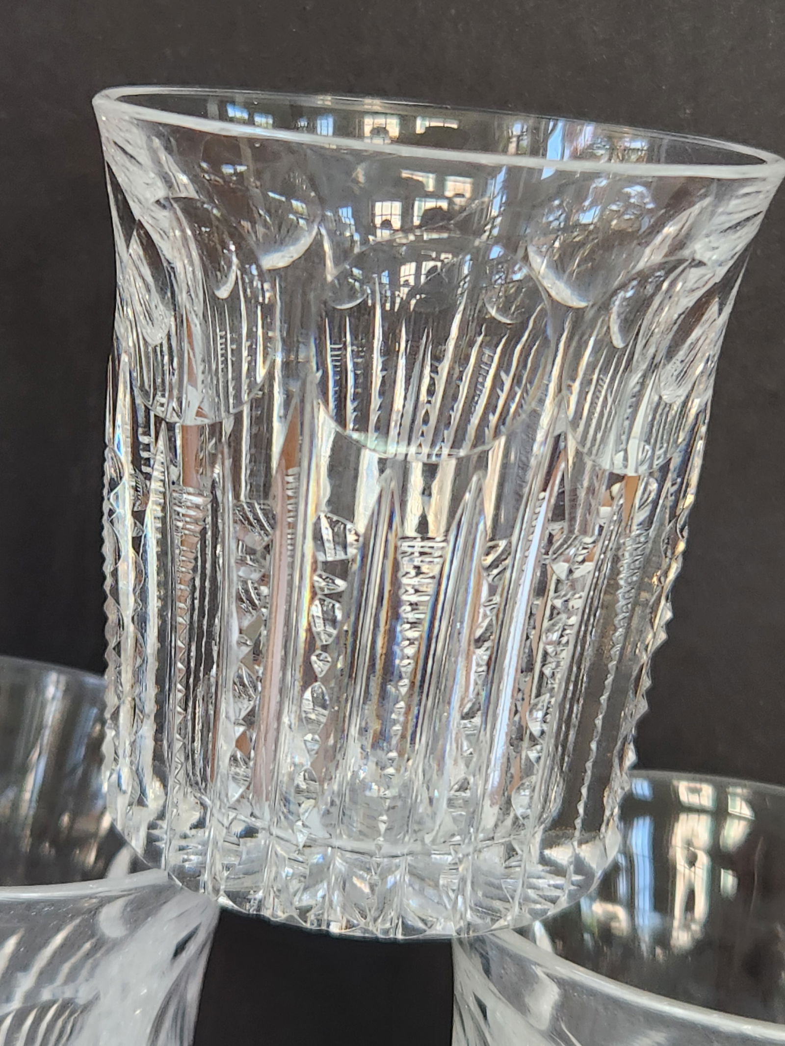 Early 20th Century American Brilliant Cut Crystal With Thumbprint Design Whiskey Tumblers- Set of 4 - 3