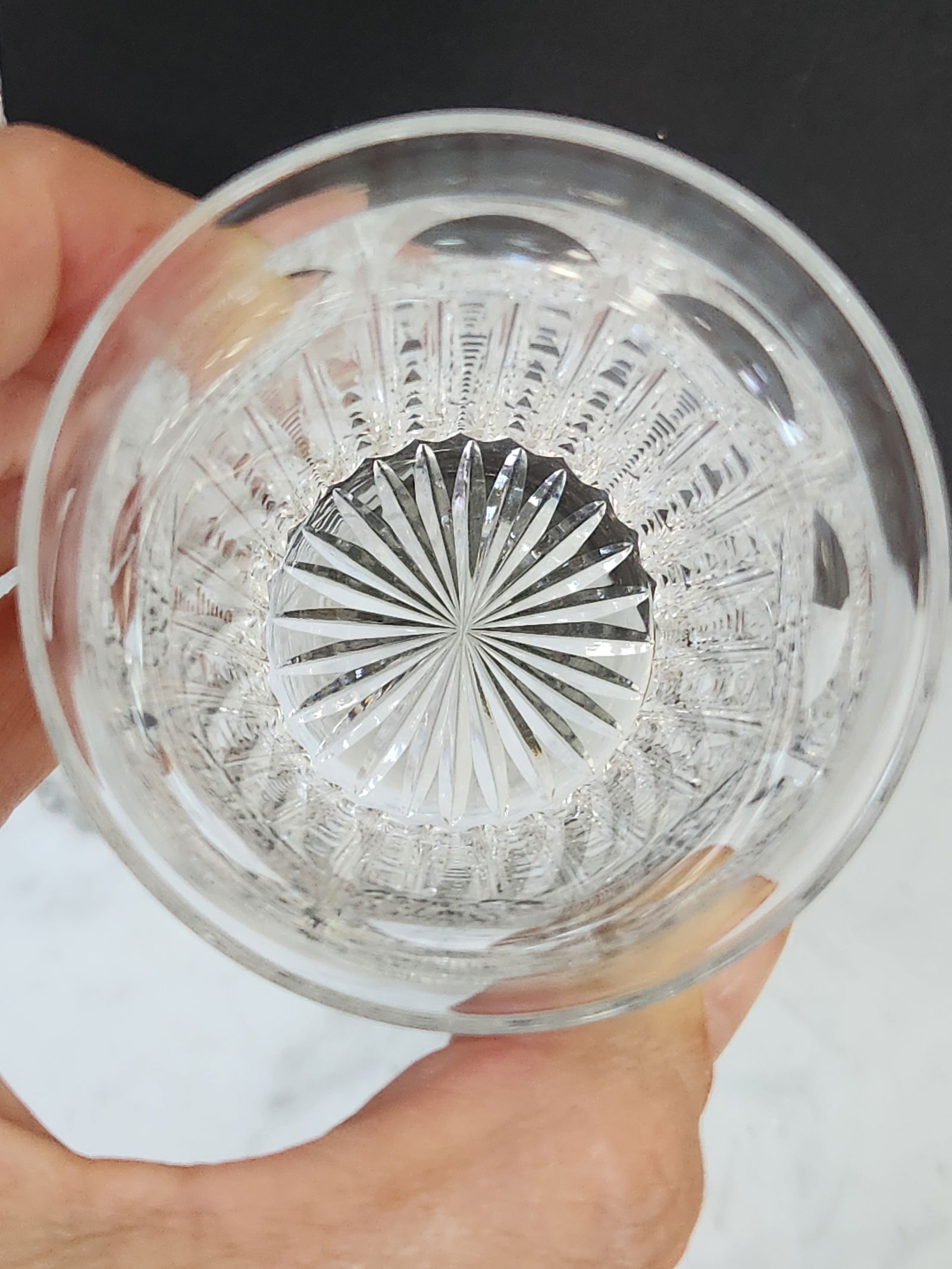 Early 20th Century American Brilliant Cut Crystal With Thumbprint Design Whiskey Tumblers- Set of 4 - 8