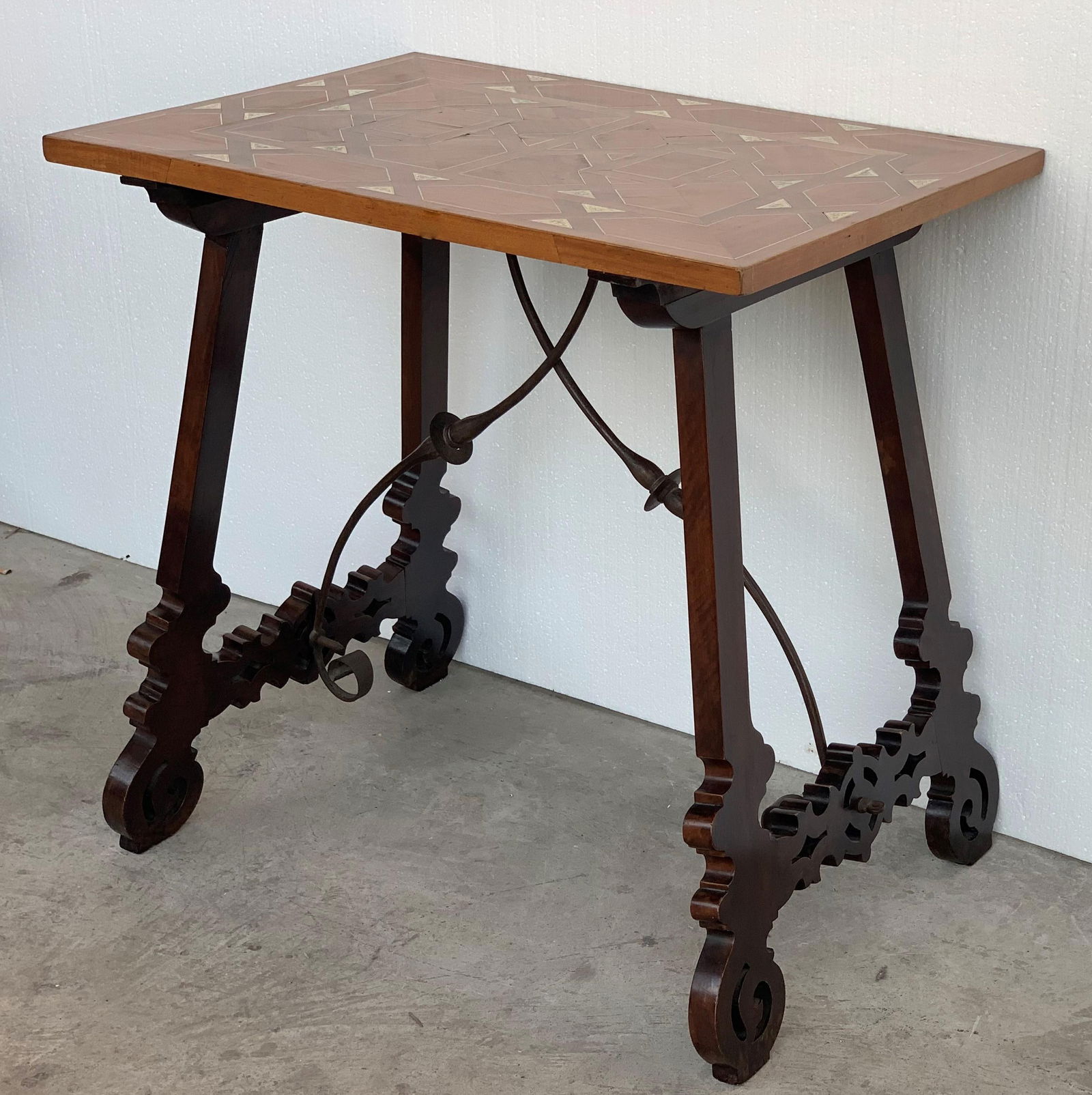 19th Century Baroque Spanish Side Table With Marquetry Top and Lyre Carved Legs - 4