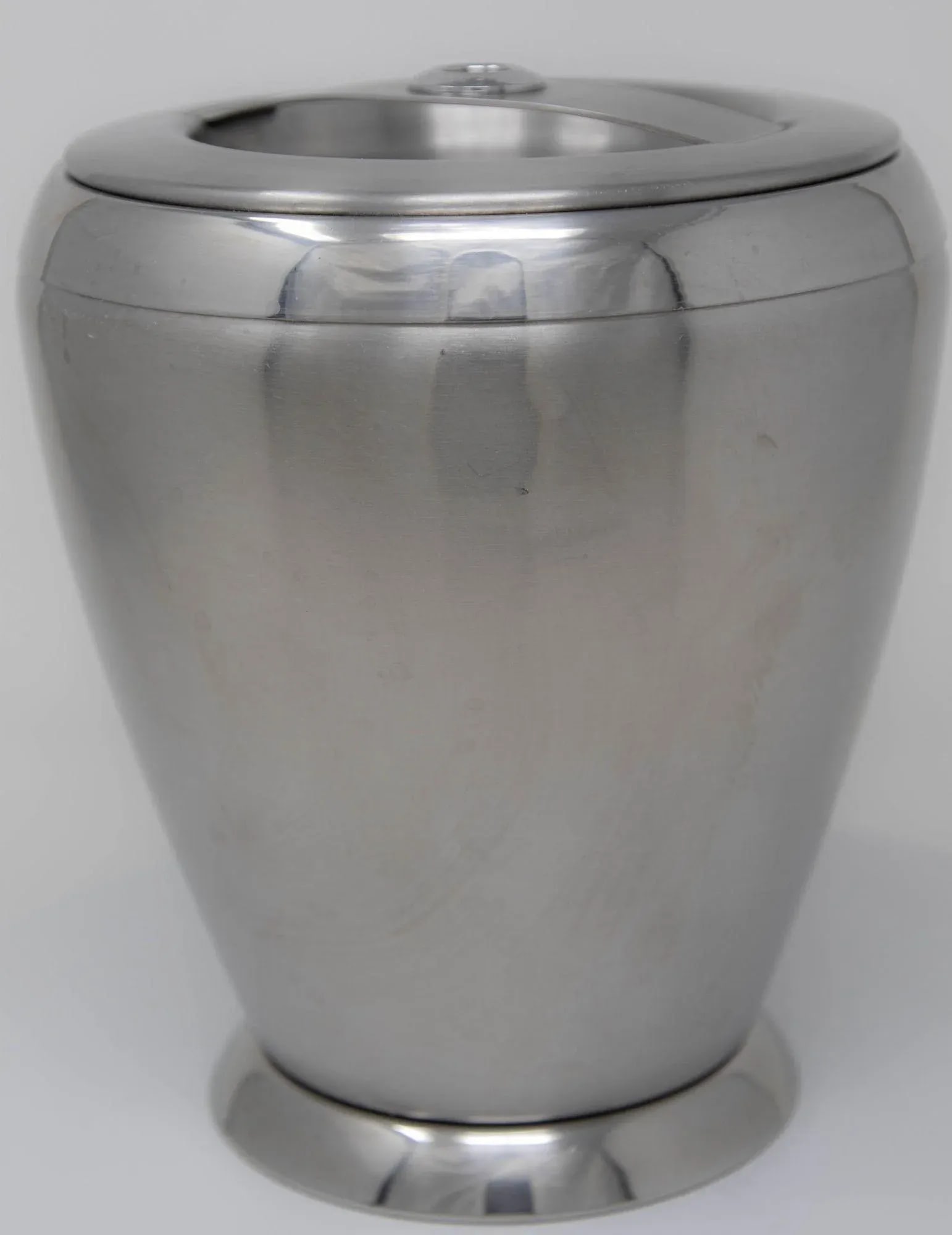 Villeroy and Boch Bogart Chrome Ice Bucket With Liner and Lid - 4