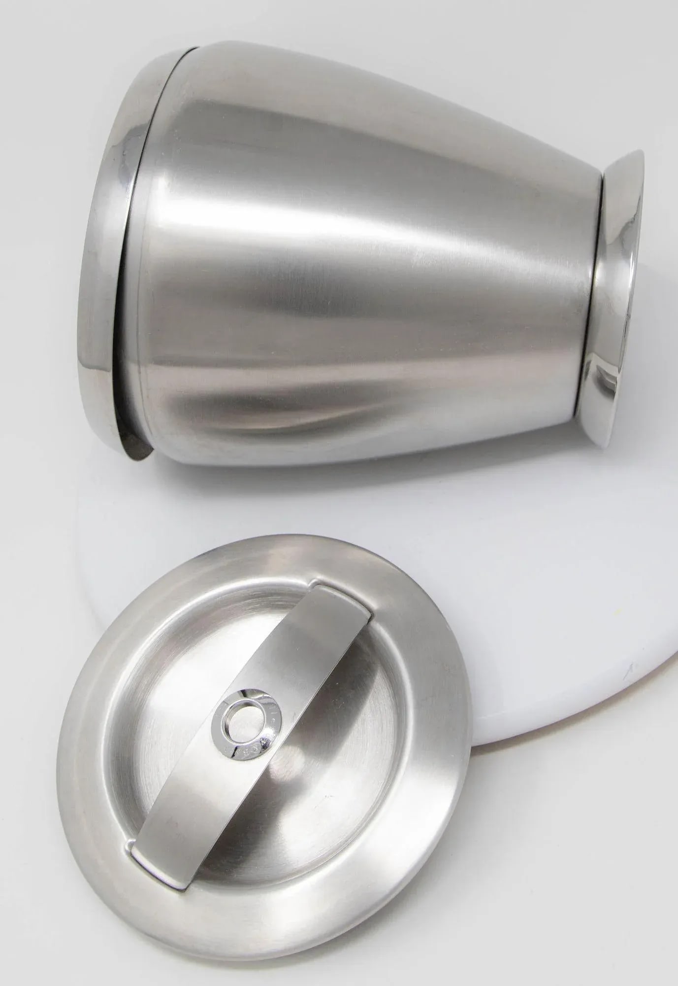 Villeroy and Boch Bogart Chrome Ice Bucket With Liner and Lid - 9