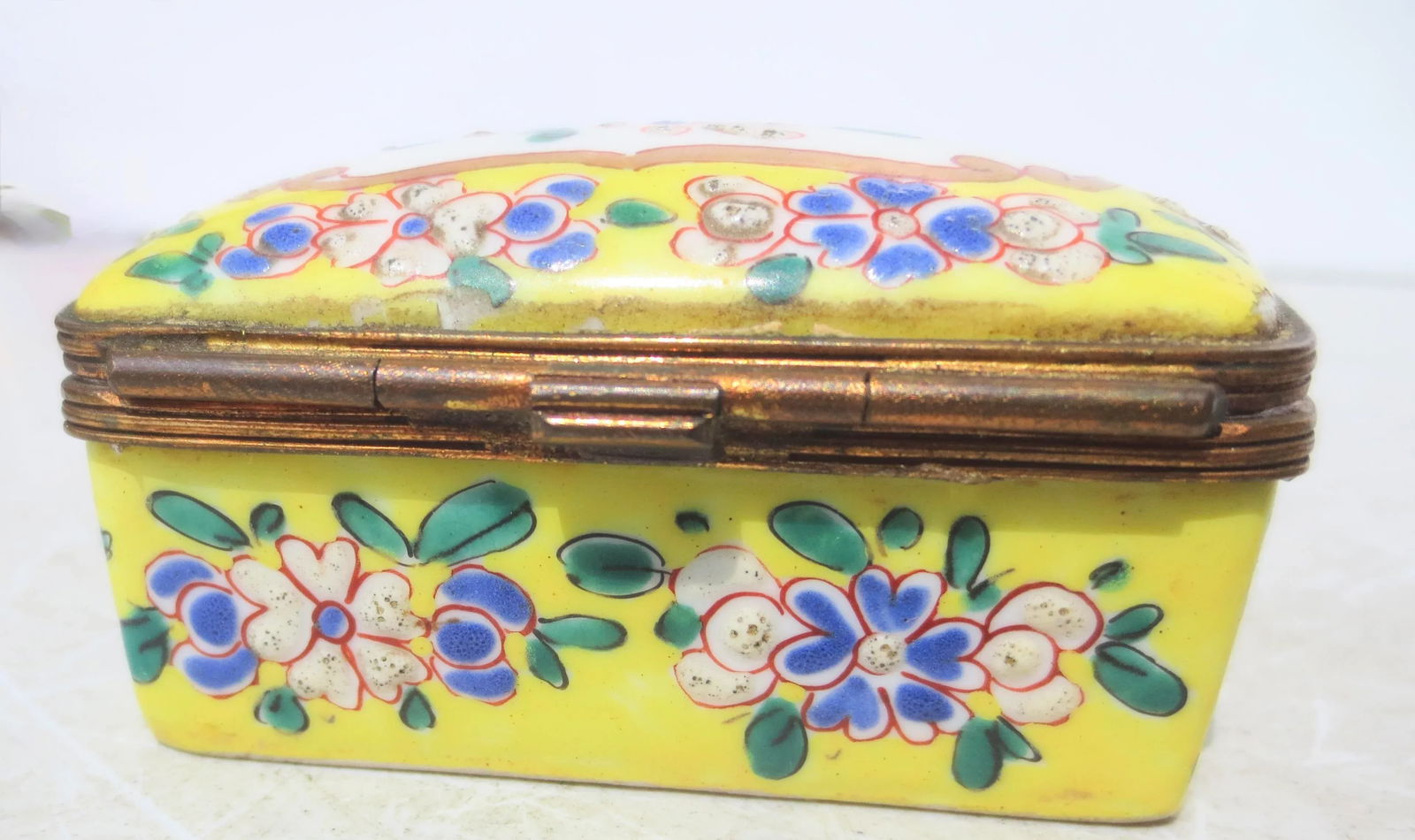 Antique French Porcelain Vanity Box - 2