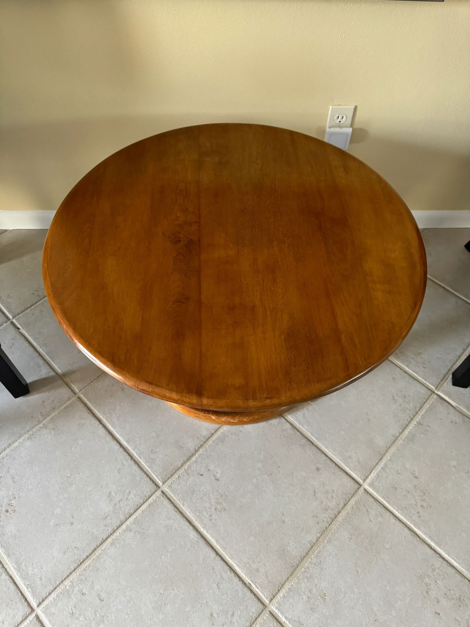 1940s Leo Jiranek by Heywood-Wakefield Round Coffee Table With Lazy Susan, Maple Finish - 3