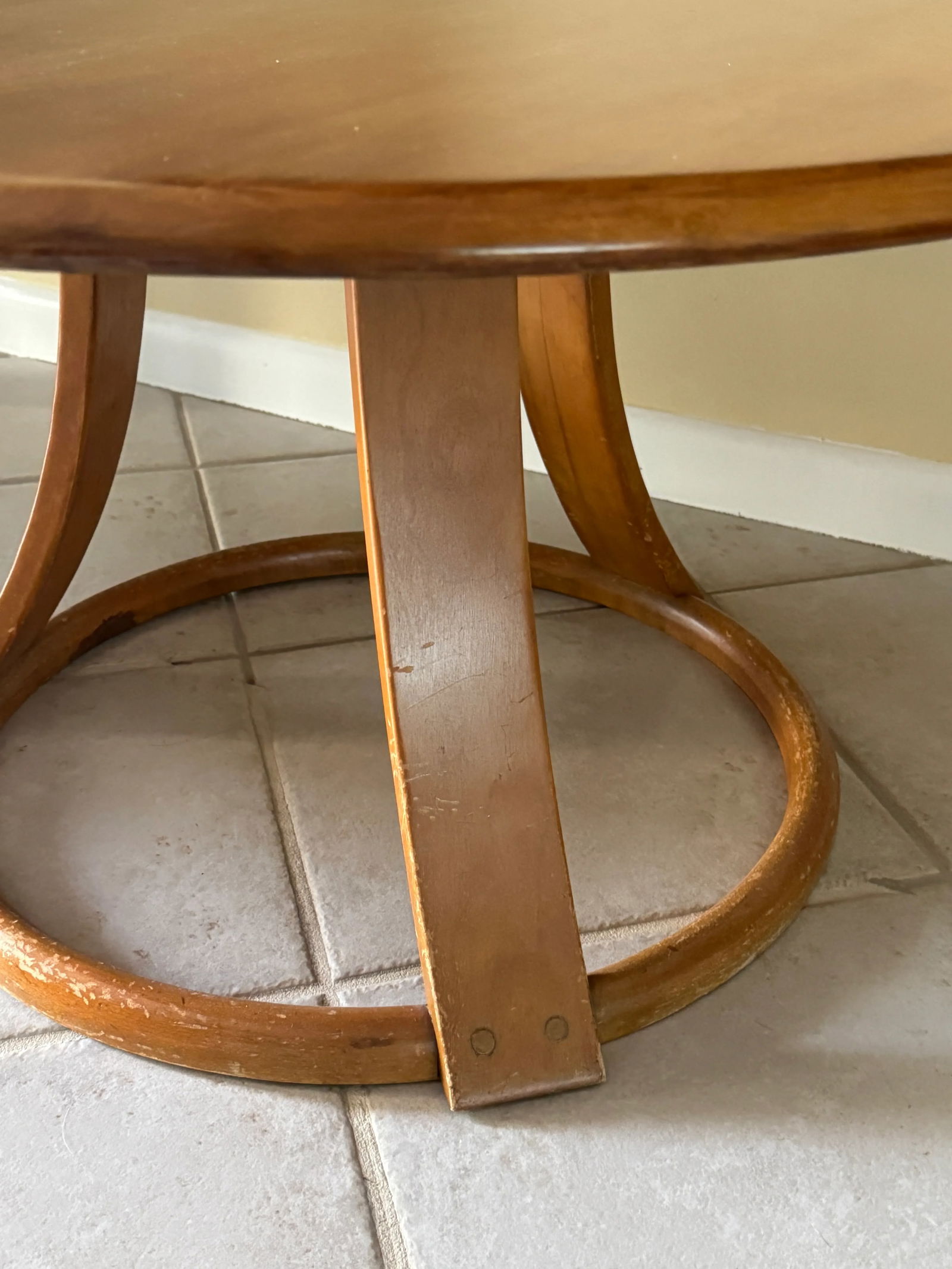 1940s Leo Jiranek by Heywood-Wakefield Round Coffee Table With Lazy Susan, Maple Finish - 7