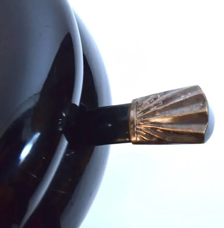 Lacquered Serving Bowl With Bird Finial - 7