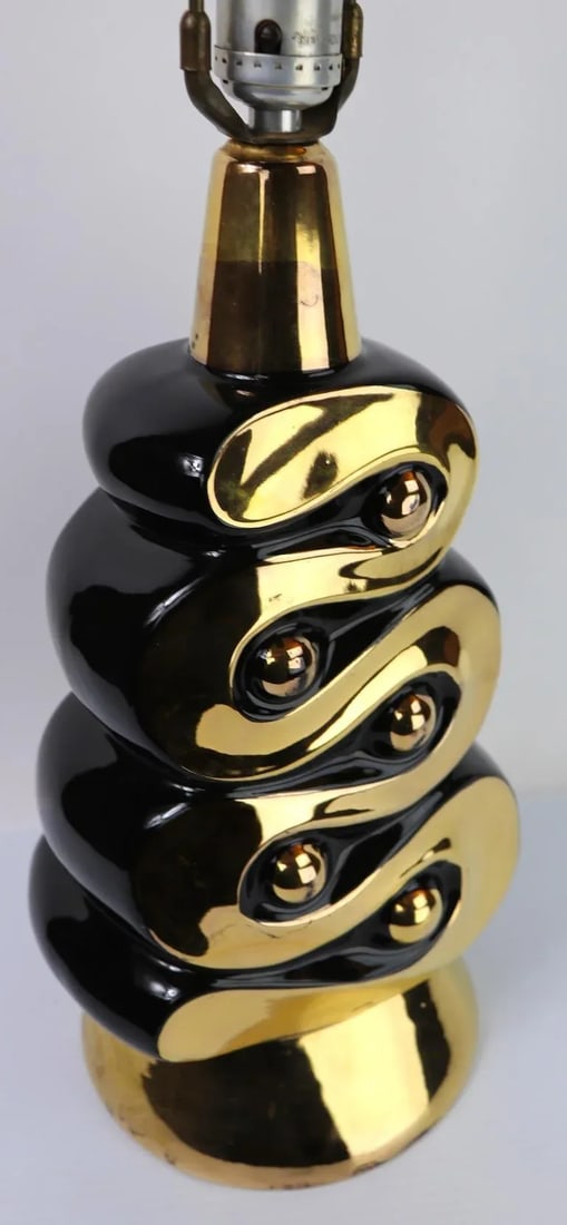 Mid Century Black and Gold Ceramic Table Lamp - 10